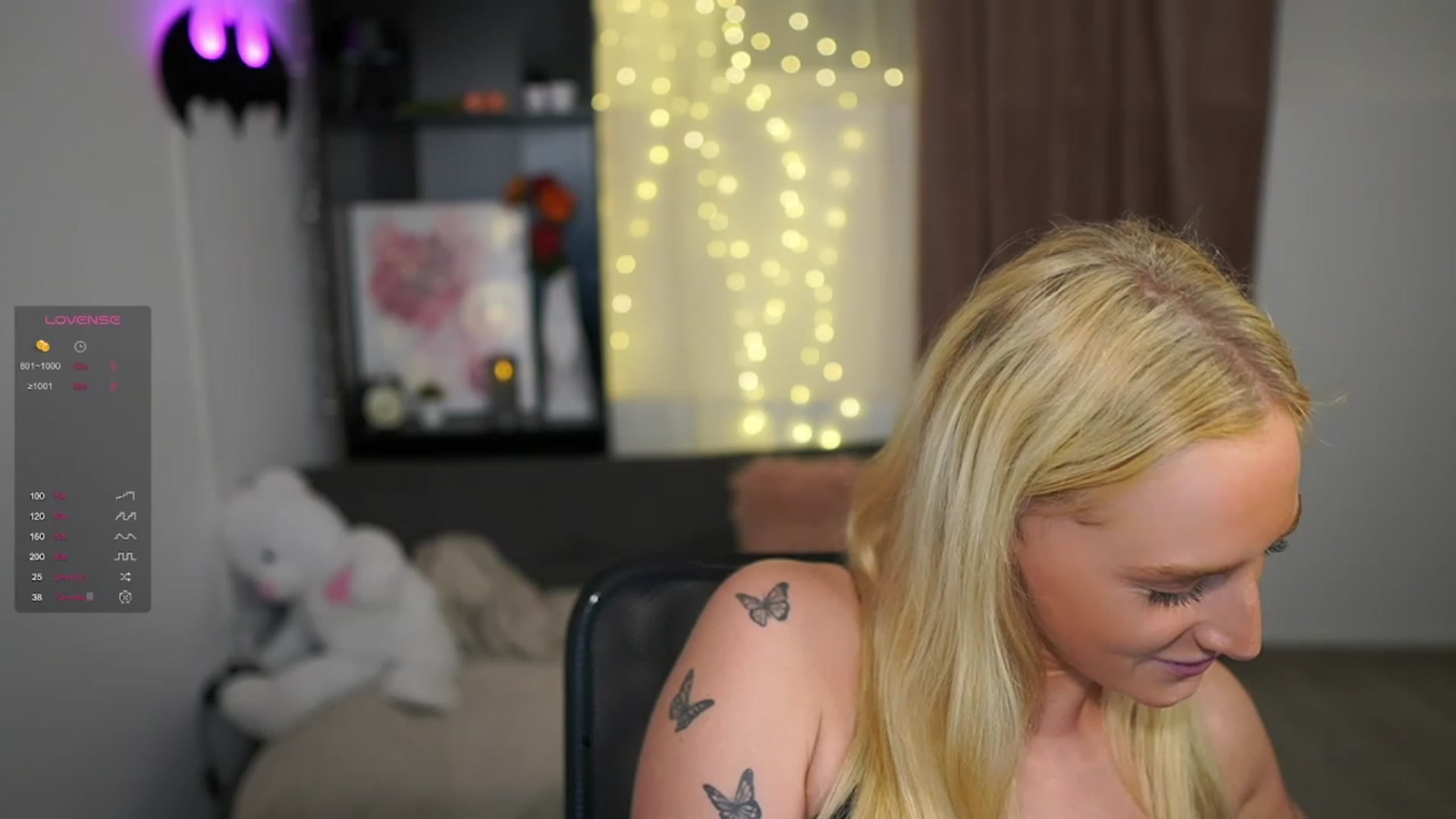 Gallery image thumbnail from NicoletteShea's myfreecams stream on, 11/08/2023, 20:48 image 5 of 20