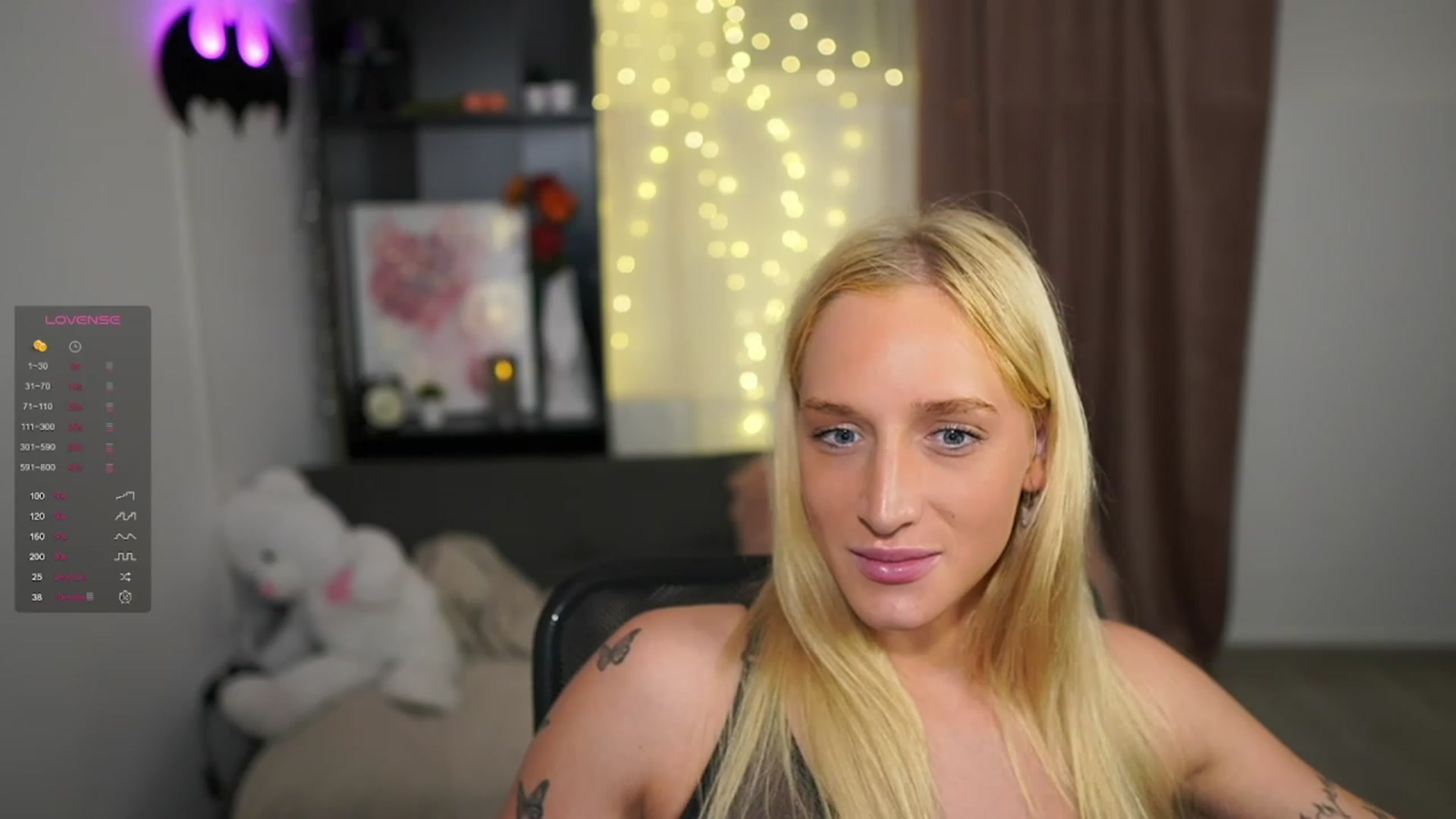 Gallery image thumbnail from NicoletteShea's myfreecams stream on, 11/08/2023, 20:48 image 15 of 20