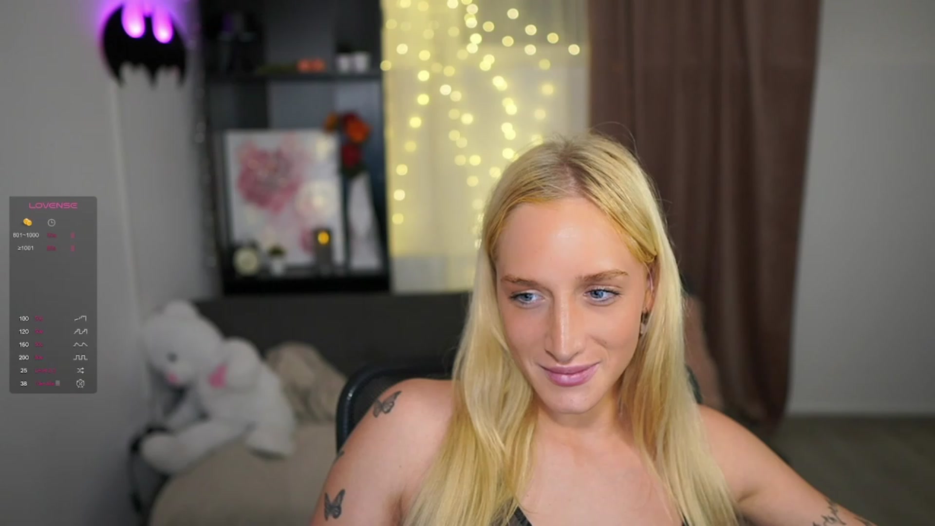 Gallery image thumbnail from NicoletteShea's myfreecams stream on, 11/08/2023, 20:48 image 4 of 20