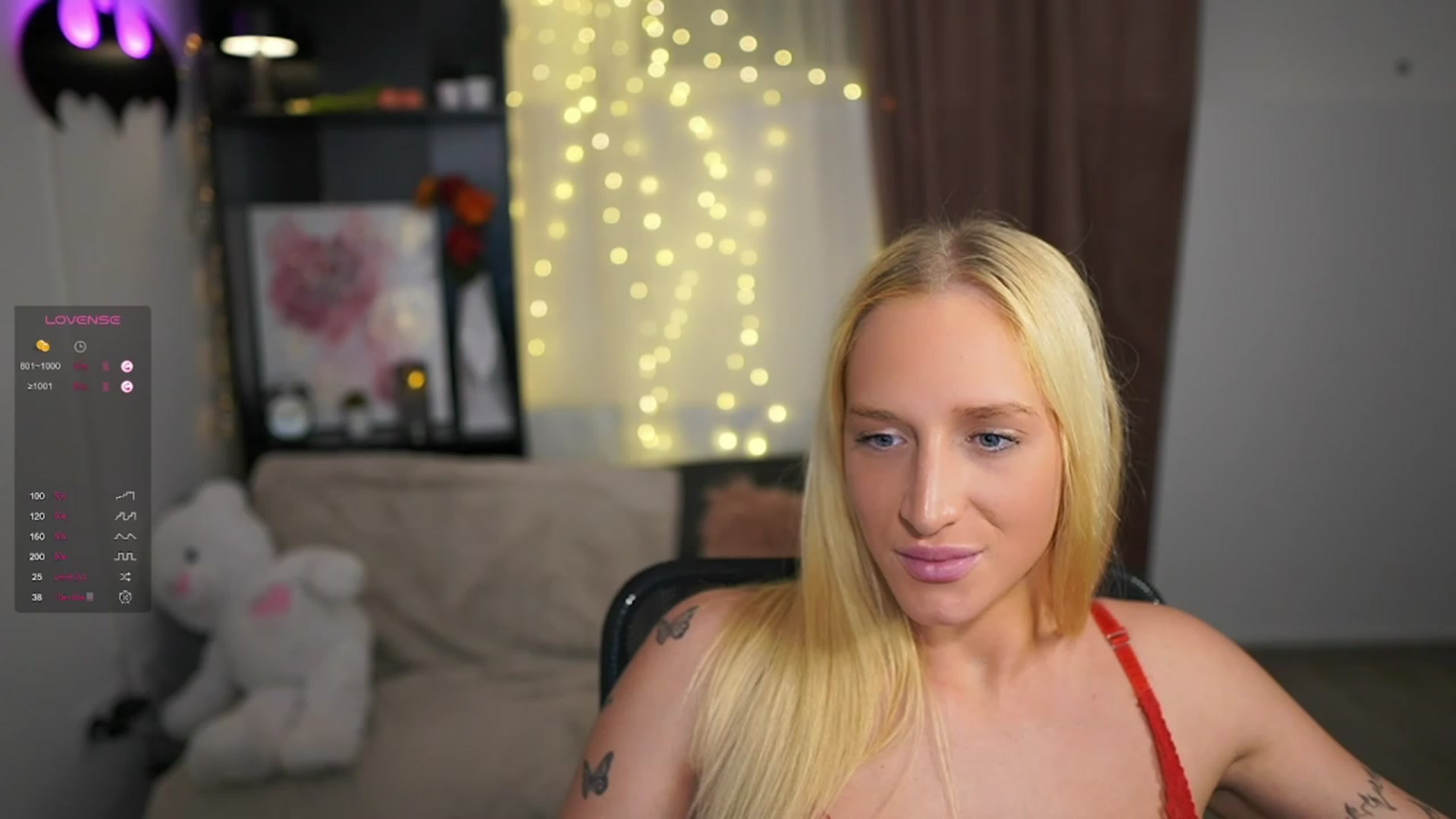 Gallery image thumbnail from NicoletteShea's myfreecams stream on, 11/15/2023, 21:04 image 12 of 20