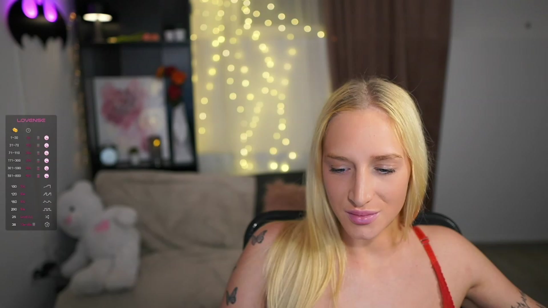 Gallery image thumbnail from NicoletteShea's myfreecams stream on, 11/15/2023, 21:04 image 6 of 20
