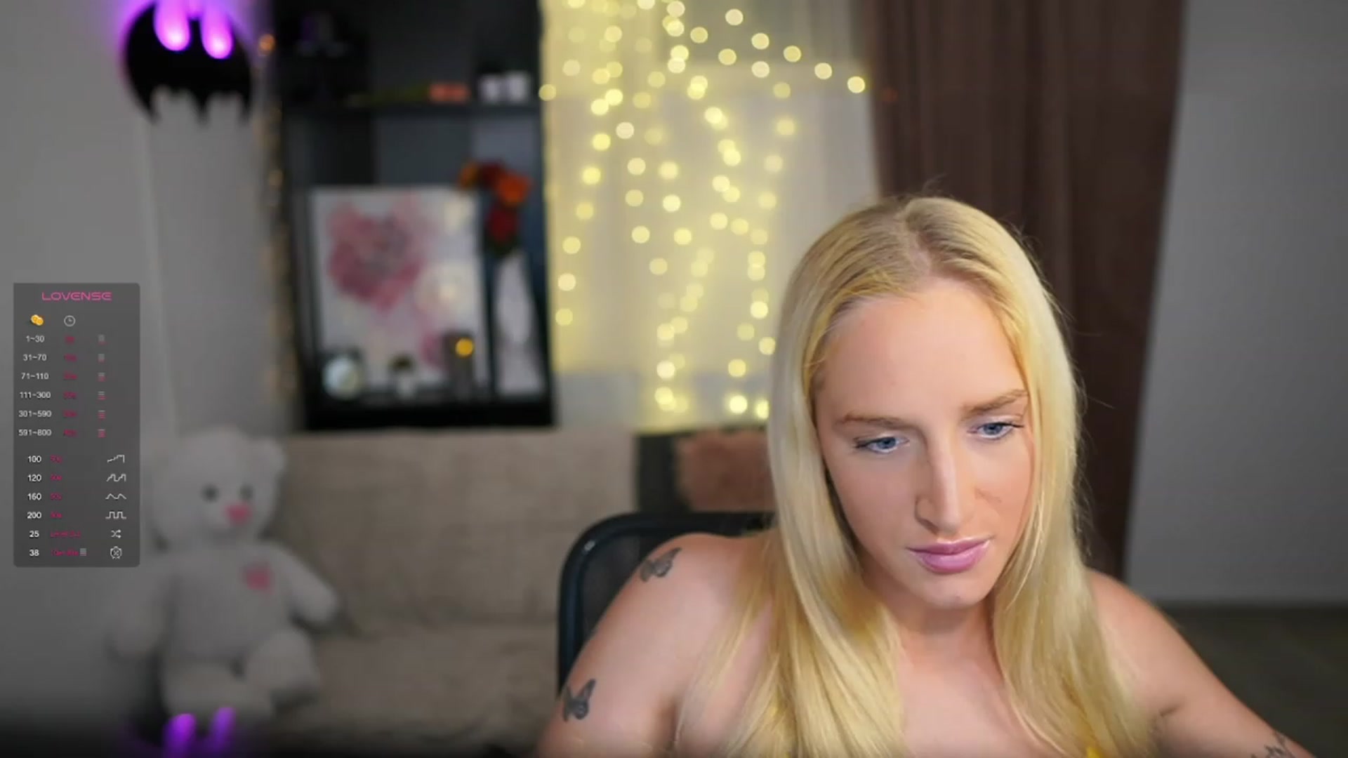 Gallery image thumbnail from NicoletteShea's myfreecams stream on, 11/16/2023, 14:52 image 3 of 20