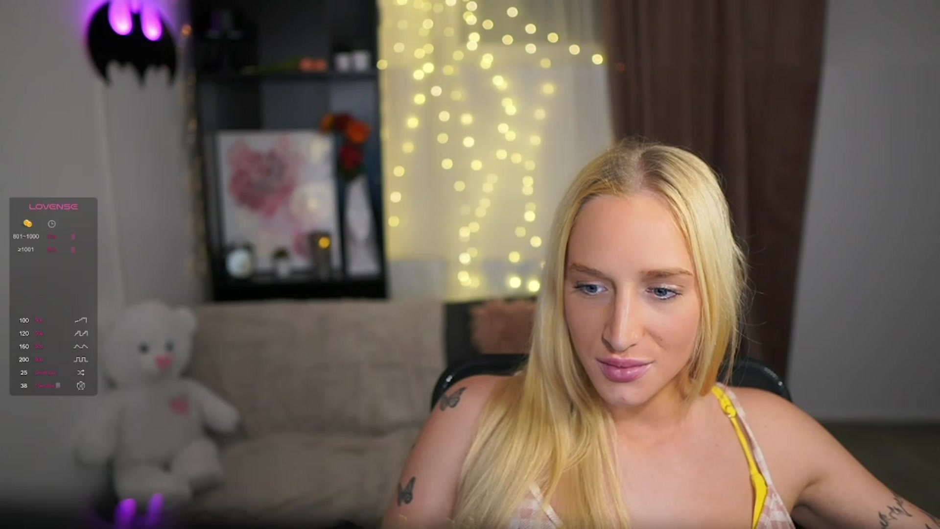 Gallery image thumbnail from NicoletteShea's myfreecams stream on, 11/16/2023, 16:04 image 16 of 20