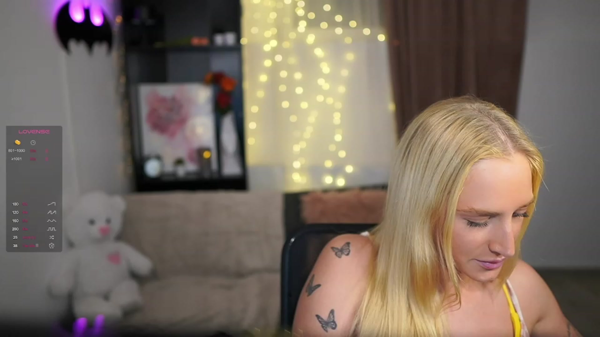 Gallery image thumbnail from NicoletteShea's myfreecams stream on, 11/16/2023, 16:04 image 15 of 20