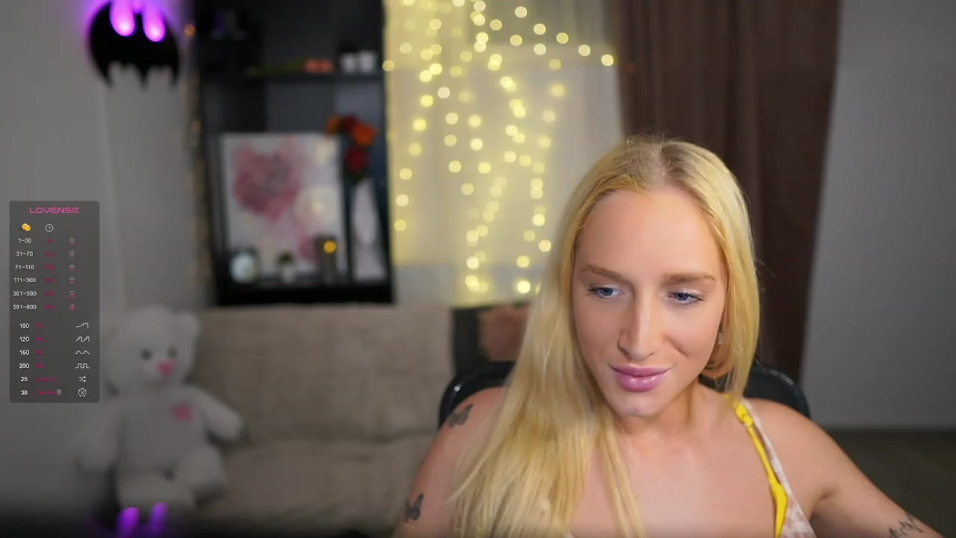 Gallery image thumbnail from NicoletteShea's myfreecams stream on, 11/16/2023, 16:04 image 19 of 20