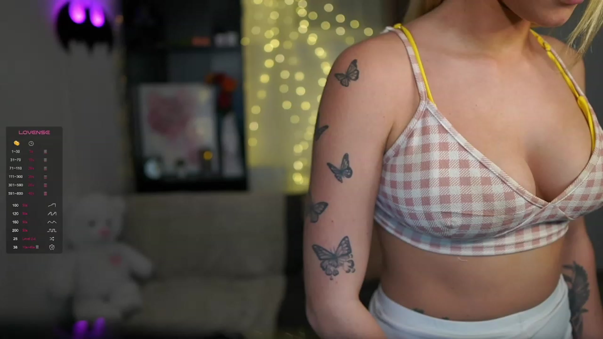 Gallery image thumbnail from NicoletteShea's myfreecams stream on, 11/16/2023, 17:42 image 5 of 20