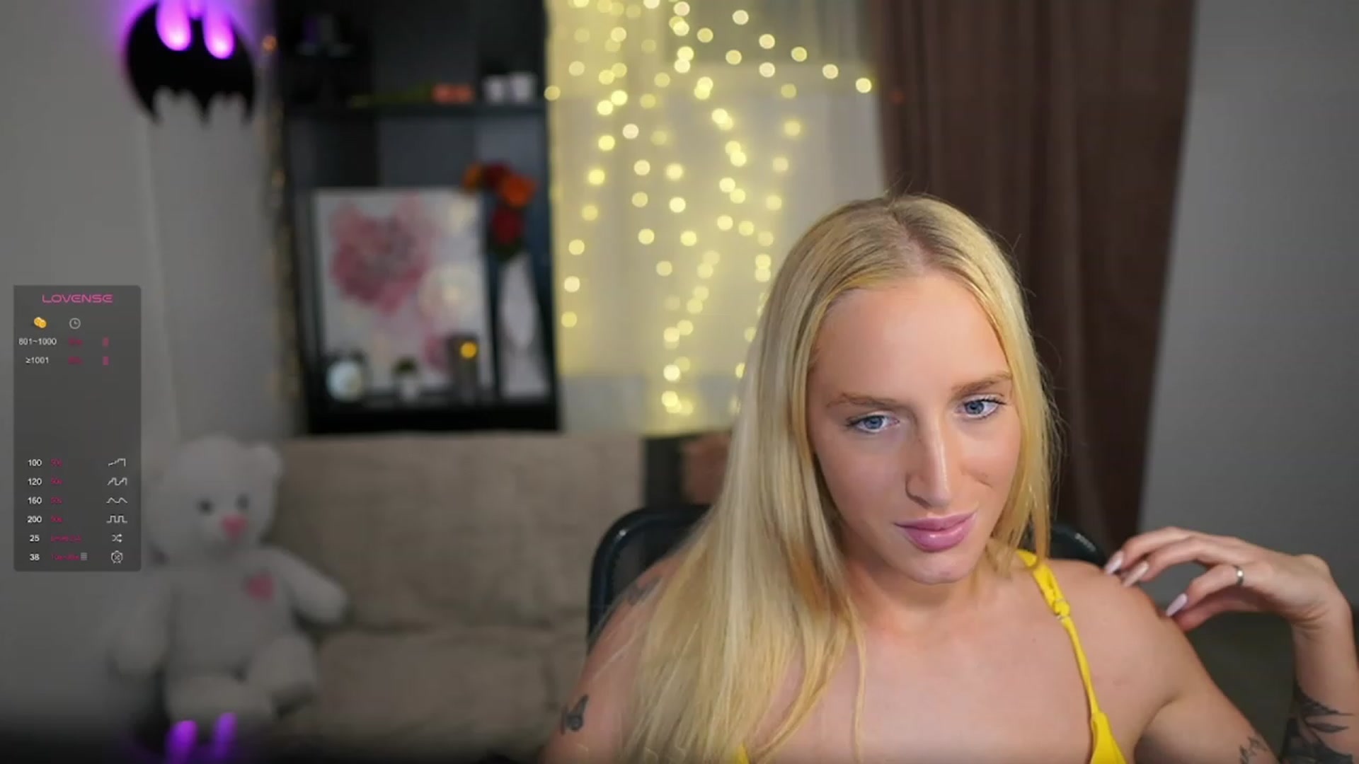 Gallery image thumbnail from NicoletteShea's myfreecams stream on, 11/16/2023, 17:42 image 14 of 20