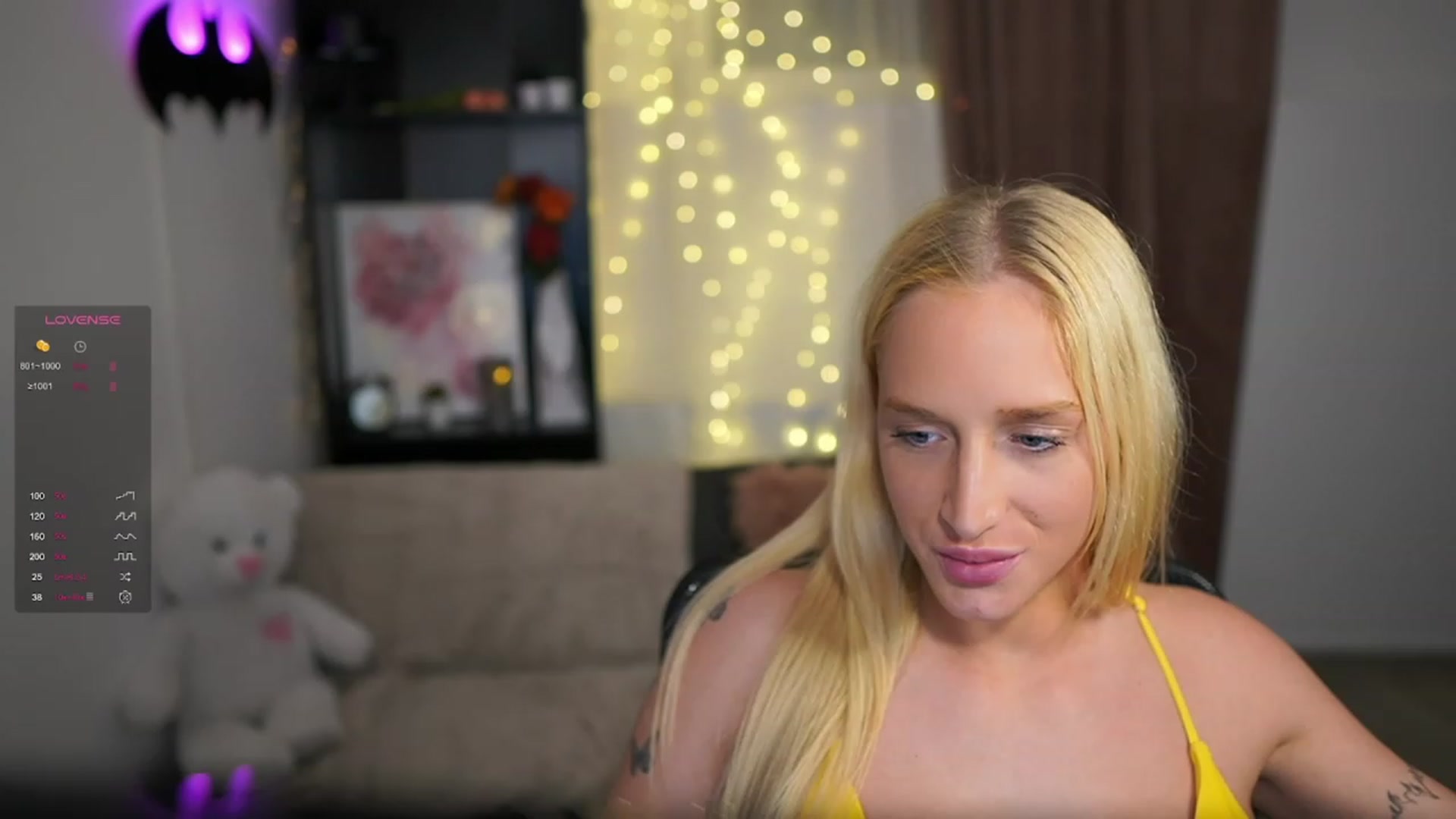 Gallery image thumbnail from NicoletteShea's myfreecams stream on, 11/16/2023, 19:07 image 19 of 20