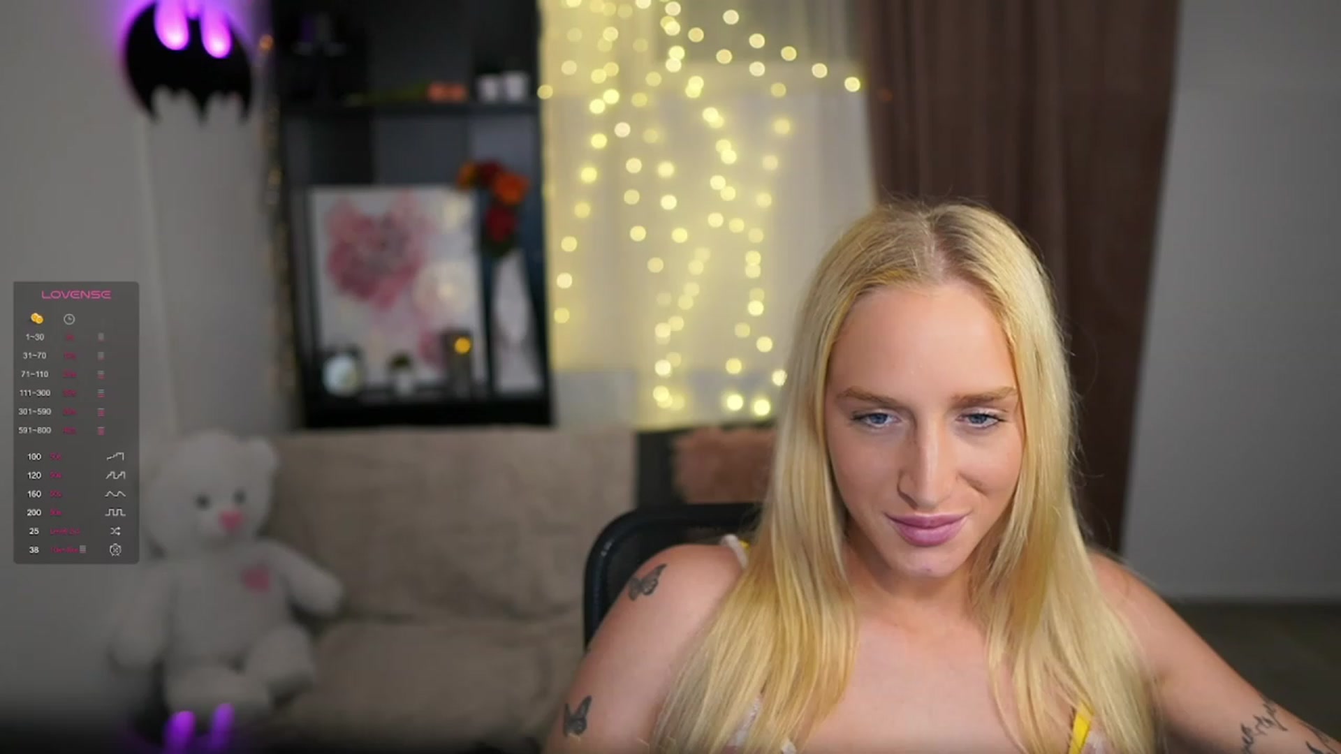 Gallery image thumbnail from NicoletteShea's myfreecams stream on, 11/16/2023, 19:07 image 3 of 20