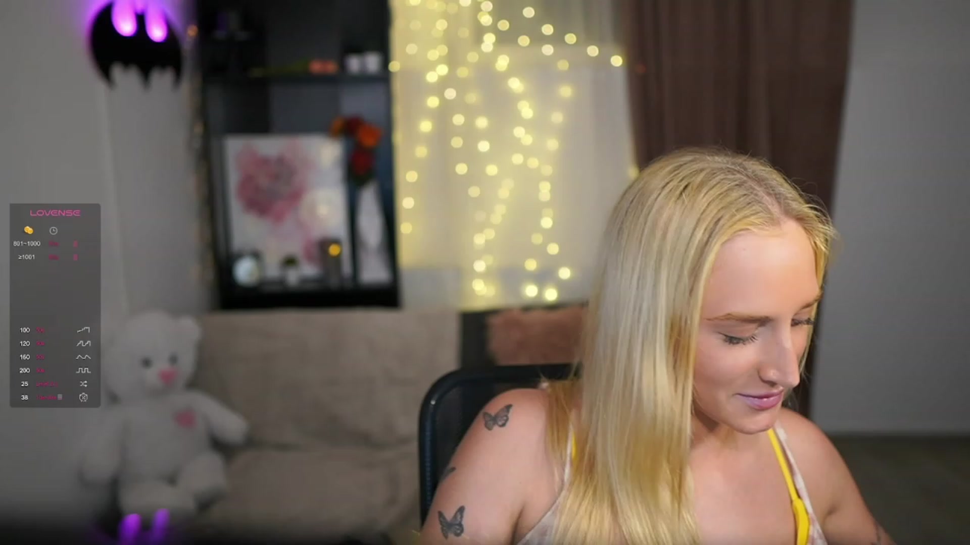 Gallery image thumbnail from NicoletteShea's myfreecams stream on, 11/16/2023, 19:07 image 6 of 20