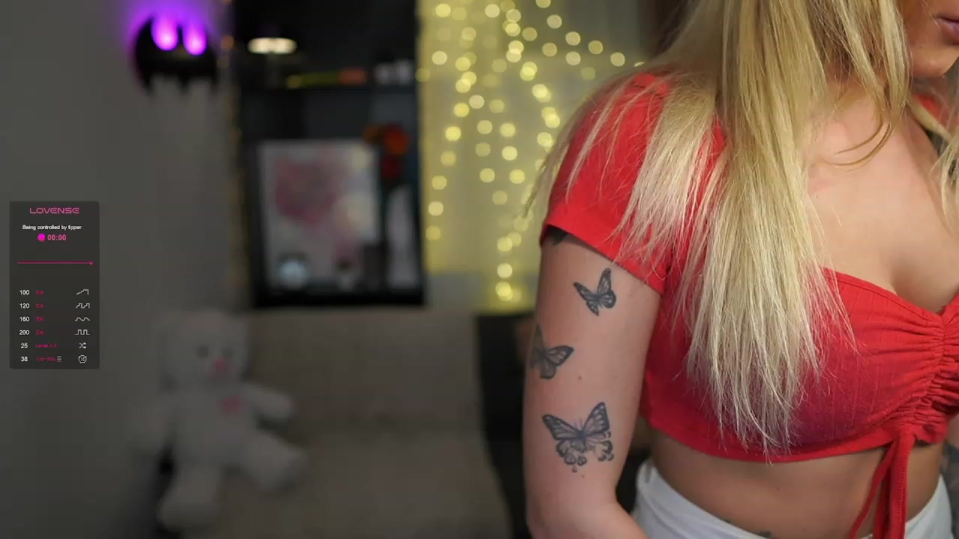 Gallery image thumbnail from NicoletteShea's myfreecams stream on, 11/20/2023, 15:05 image 2 of 20