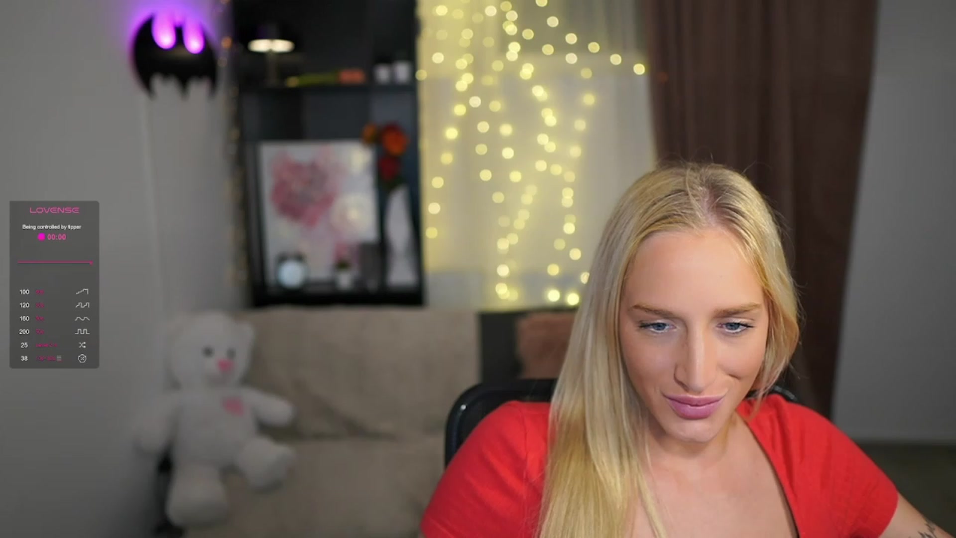 Gallery image thumbnail from NicoletteShea's myfreecams stream on, 11/20/2023, 16:36 image 6 of 20