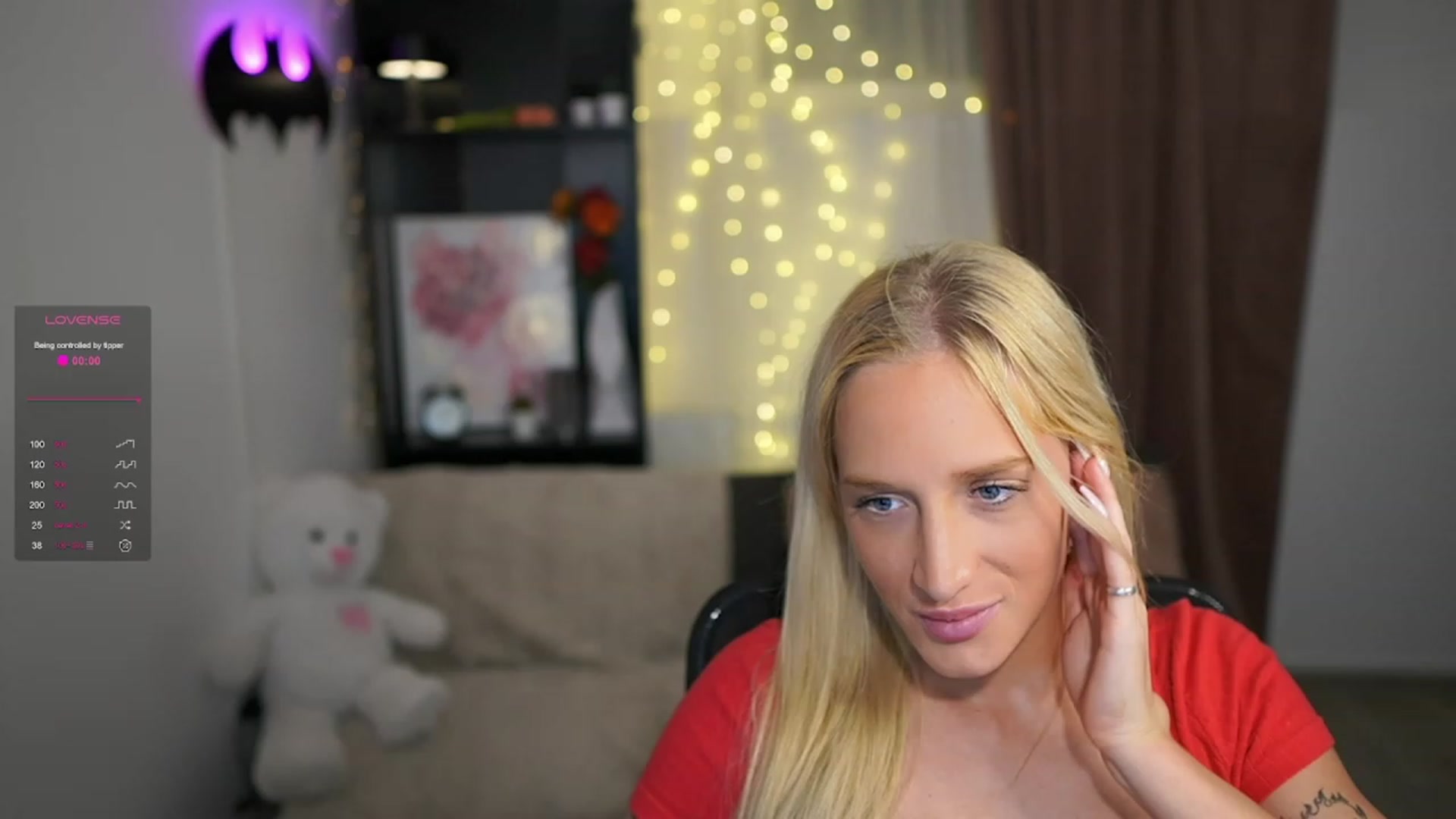 Gallery image thumbnail from NicoletteShea's myfreecams stream on, 11/20/2023, 16:36 image 7 of 20