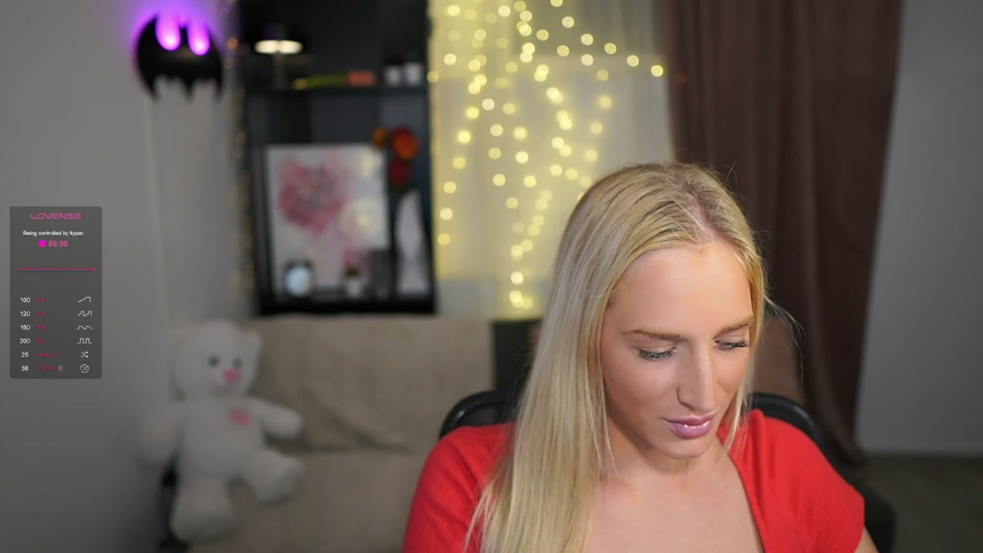 Gallery image thumbnail from NicoletteShea's myfreecams stream on, 11/20/2023, 16:36 image 3 of 20