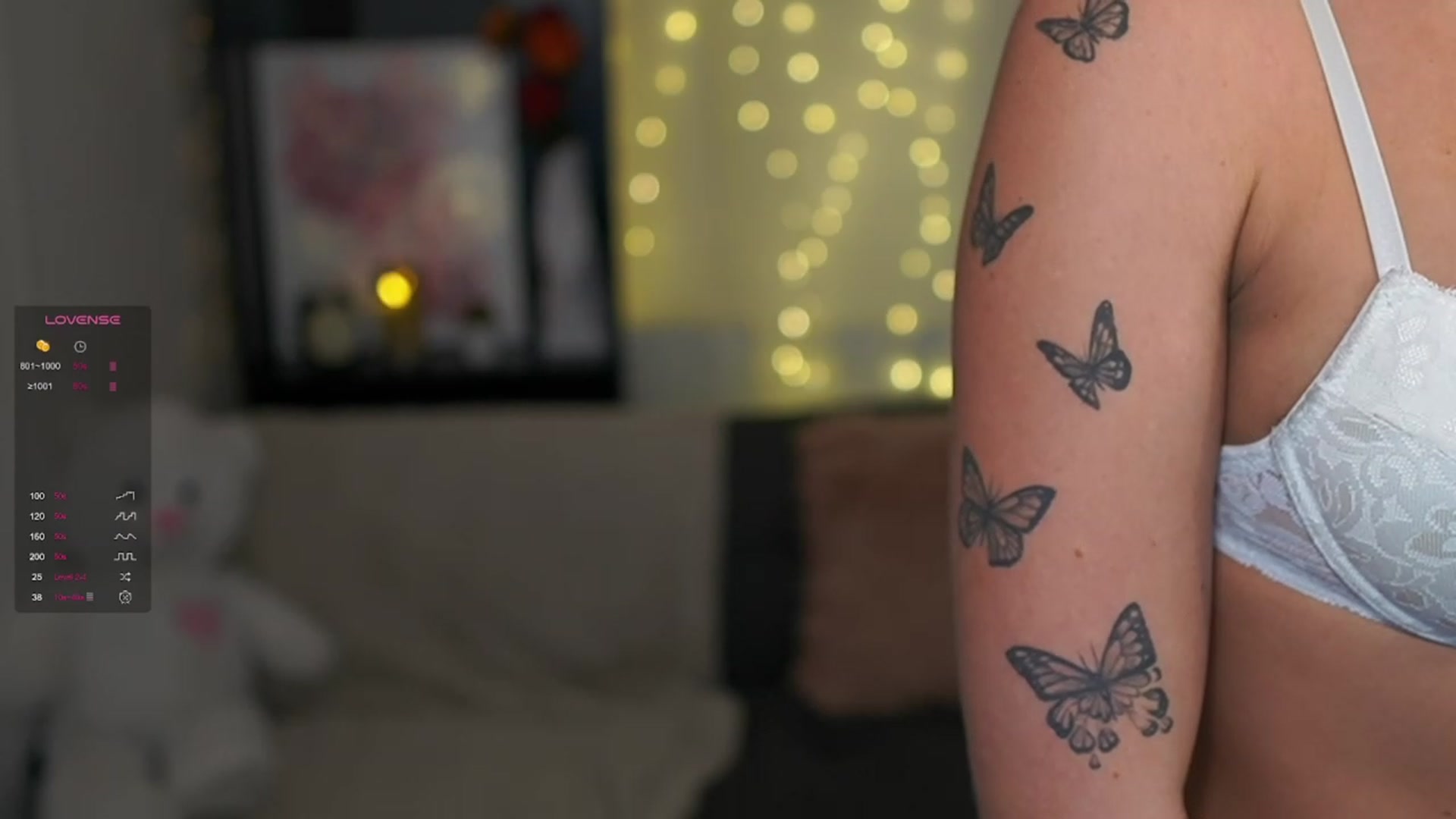 Gallery image thumbnail from NicoletteShea's myfreecams stream on, 11/22/2023, 17:42 image 16 of 20
