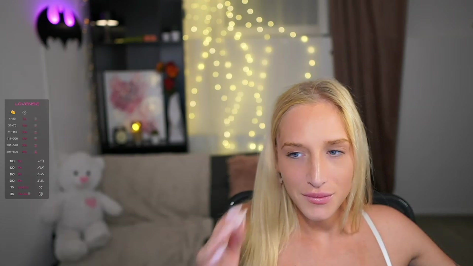 Gallery image thumbnail from NicoletteShea's myfreecams stream on, 11/22/2023, 17:42 image 14 of 20