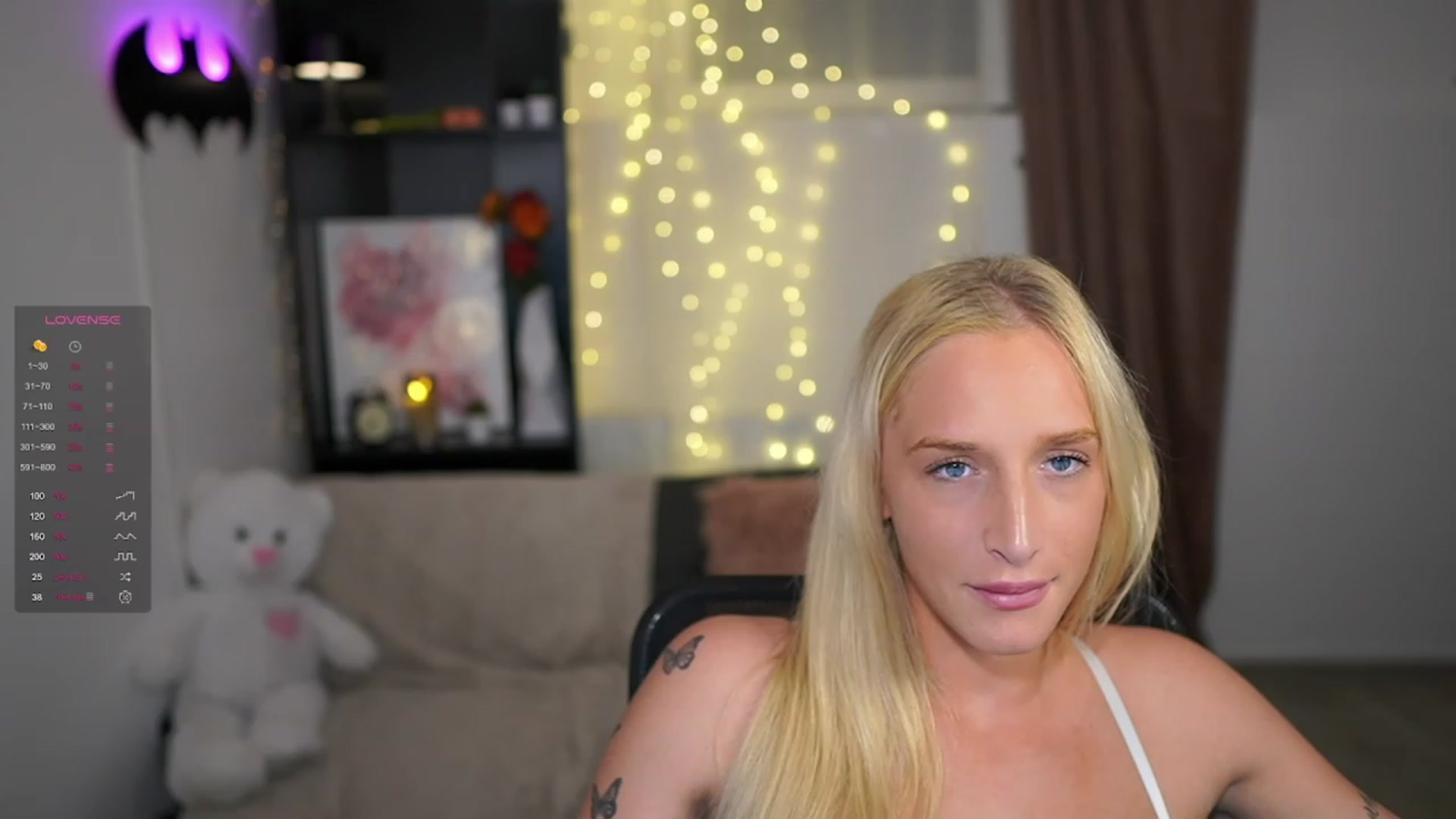 Gallery image thumbnail from NicoletteShea's myfreecams stream on, 11/22/2023, 18:44 image 15 of 20