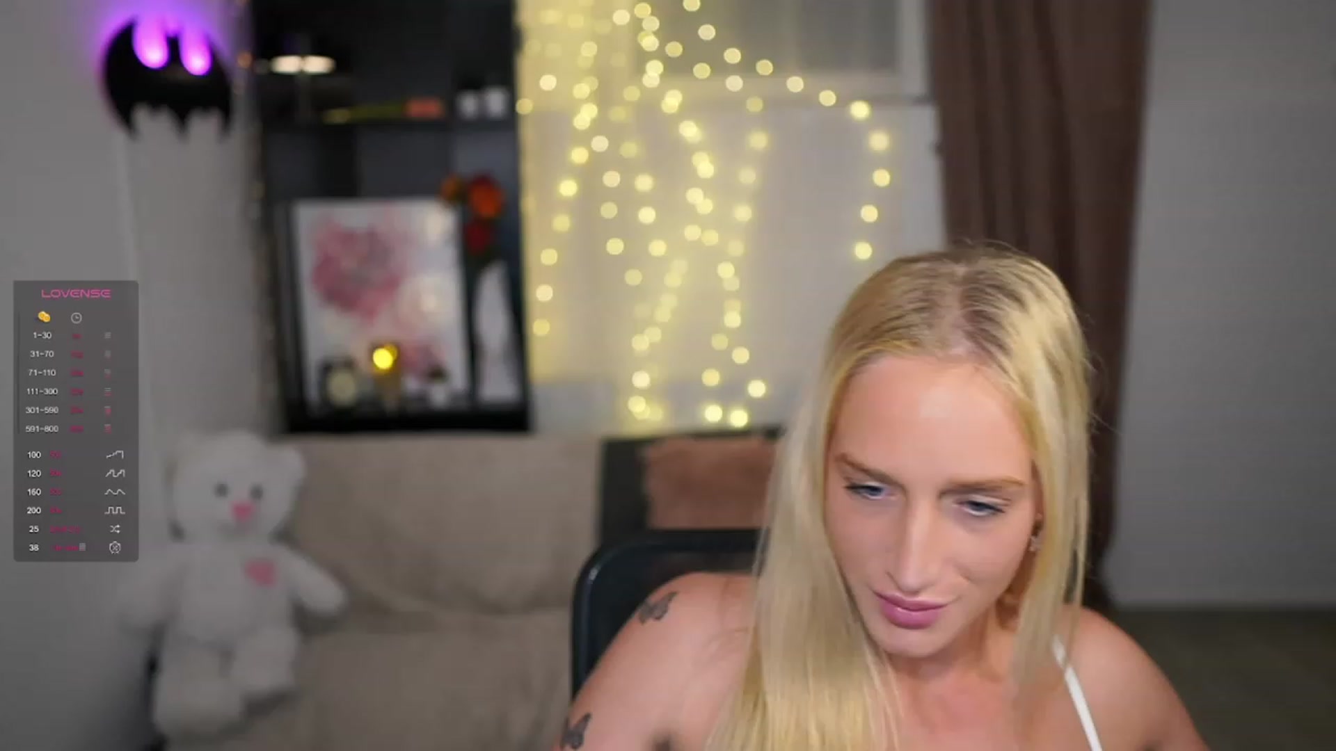 Gallery image thumbnail from NicoletteShea's myfreecams stream on, 11/22/2023, 19:15 image 11 of 20