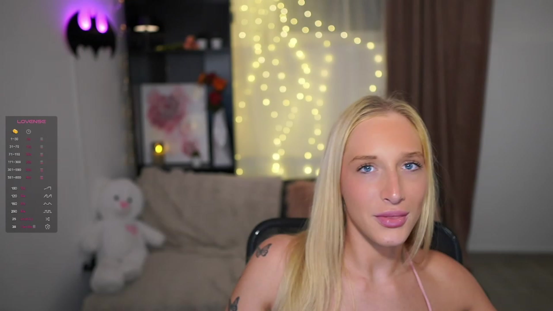 Gallery image thumbnail from NicoletteShea's myfreecams stream on, 11/27/2023, 17:59 image 20 of 20