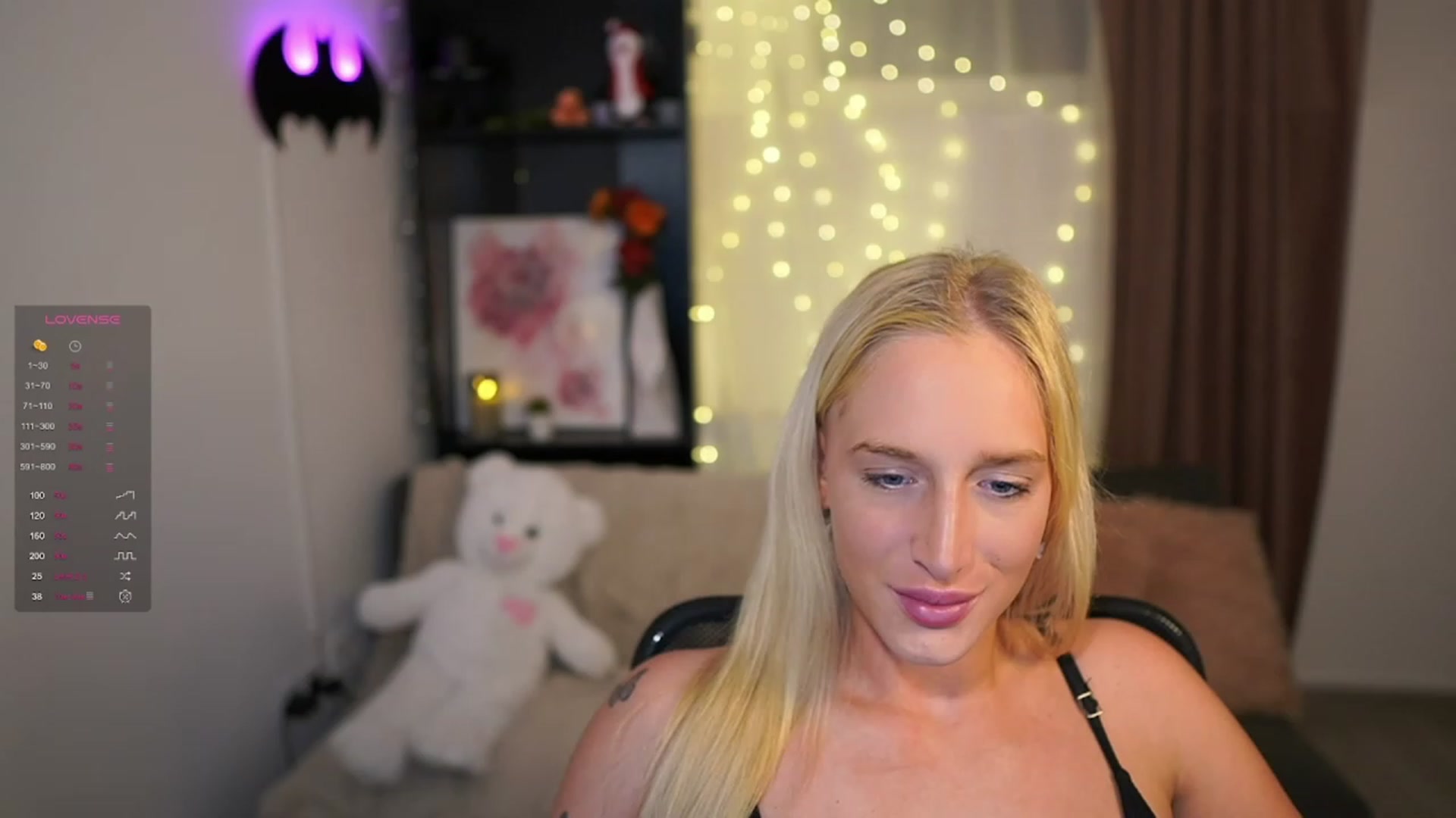 Gallery image thumbnail from NicoletteShea's myfreecams stream on, 11/30/2023, 17:30 image 4 of 20