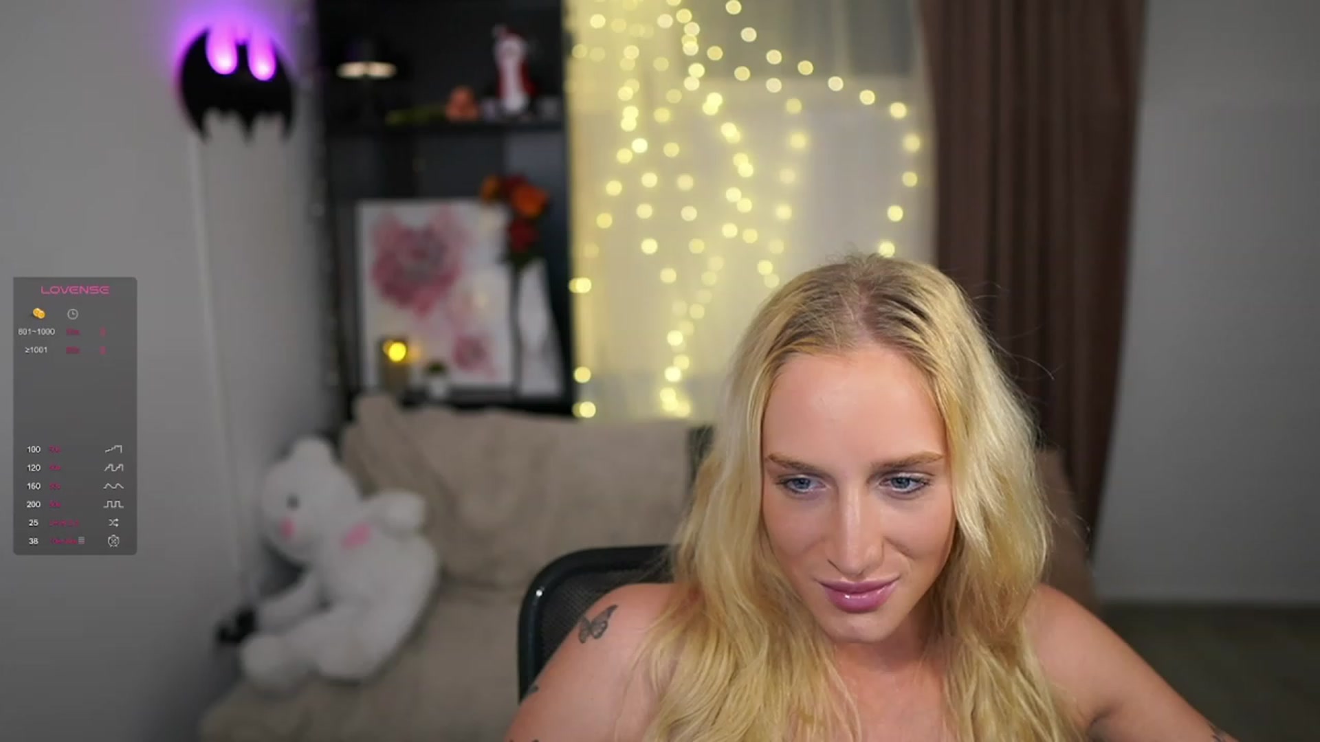 Gallery image thumbnail from NicoletteShea's myfreecams stream on, 12/01/2023, 20:41 image 9 of 20