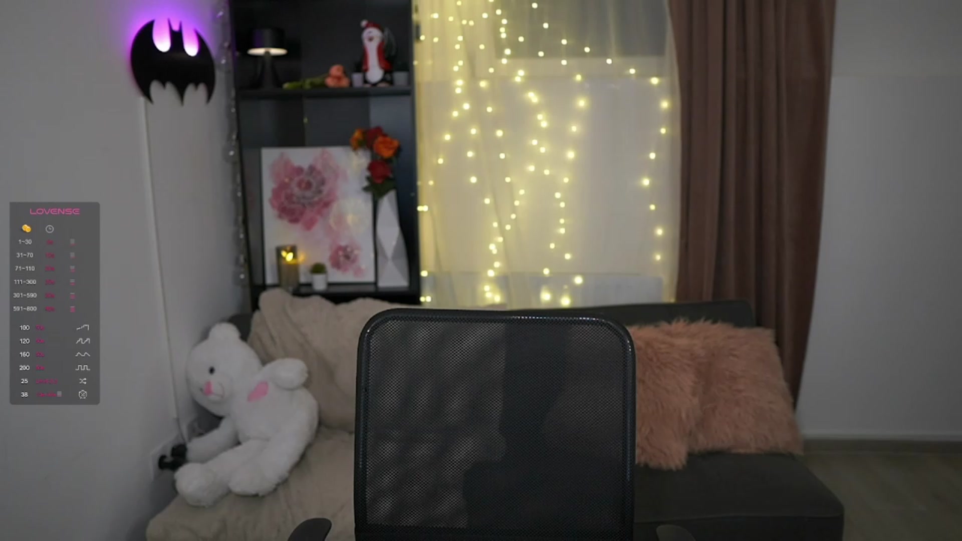 Gallery image thumbnail from NicoletteShea's myfreecams stream on, 12/01/2023, 20:41 image 19 of 20