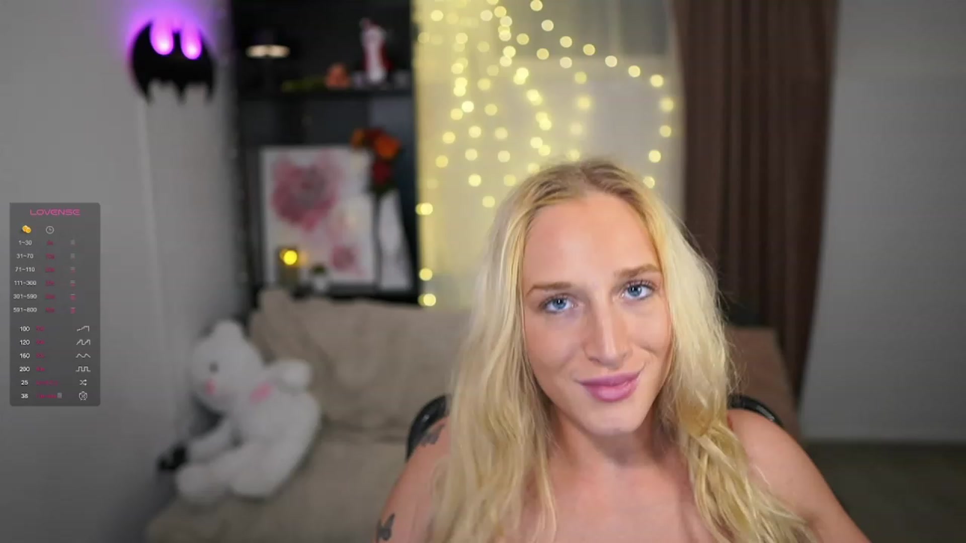 Gallery image thumbnail from NicoletteShea's myfreecams stream on, 12/01/2023, 20:41 image 5 of 20