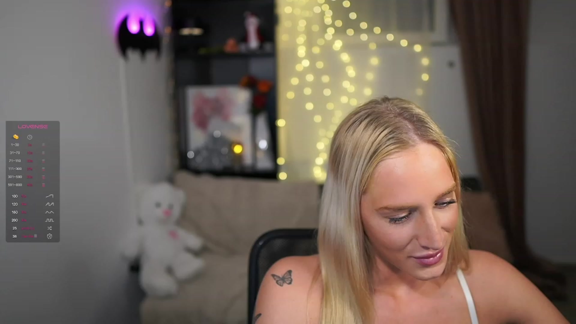 Gallery image thumbnail from NicoletteShea's myfreecams stream on, 12/04/2023, 19:07 image 7 of 20