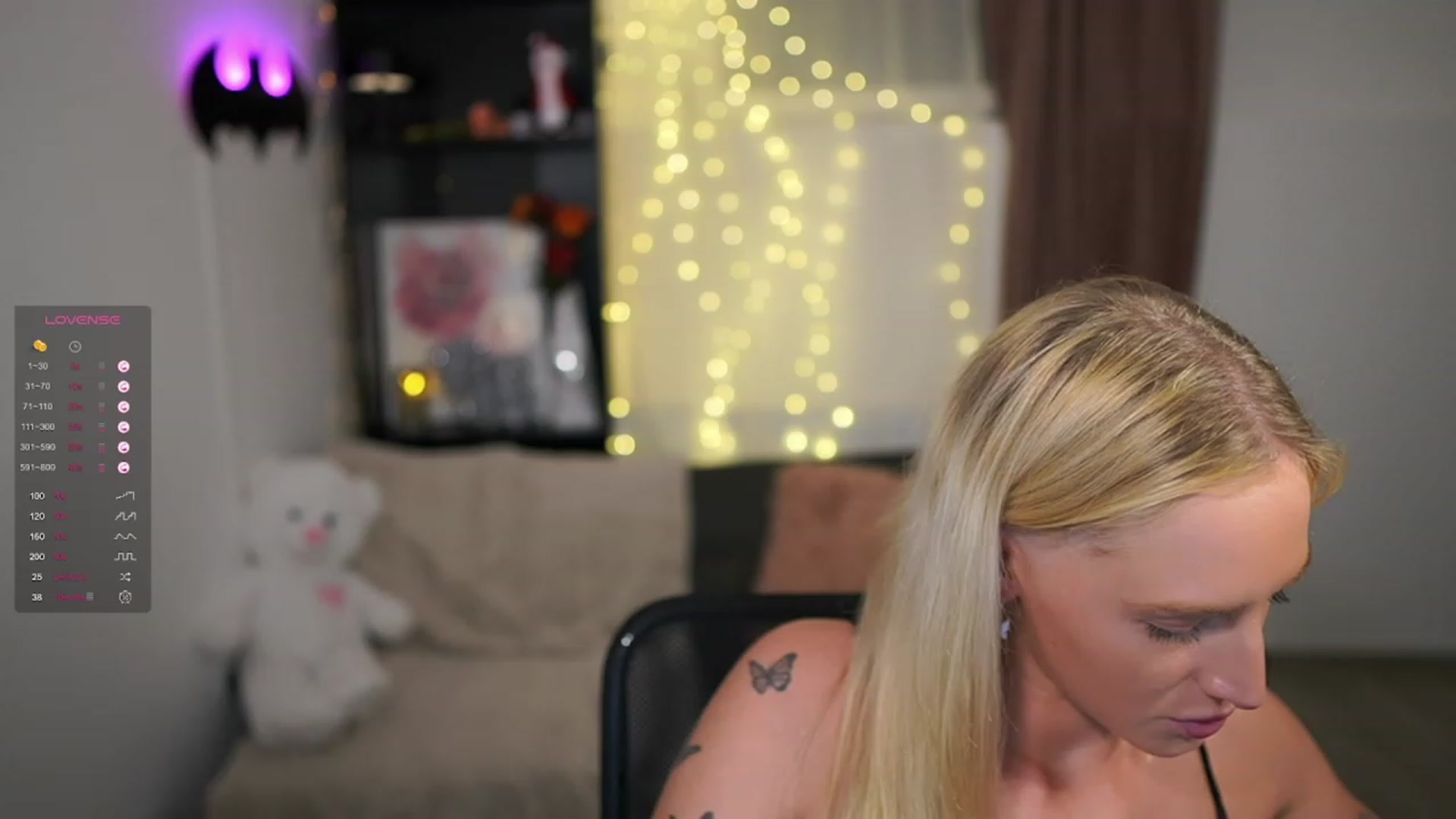 Gallery image thumbnail from NicoletteShea's myfreecams stream on, 12/06/2023, 21:28 image 2 of 20