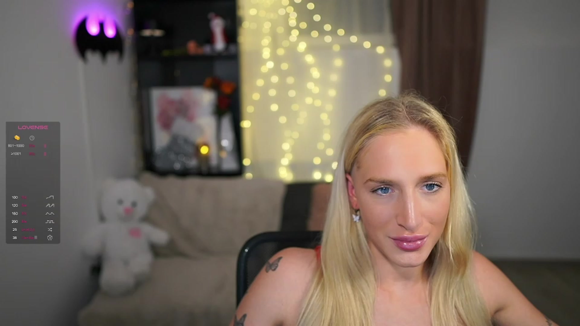 Gallery image thumbnail from NicoletteShea's myfreecams stream on, 12/07/2023, 15:05 image 1 of 20