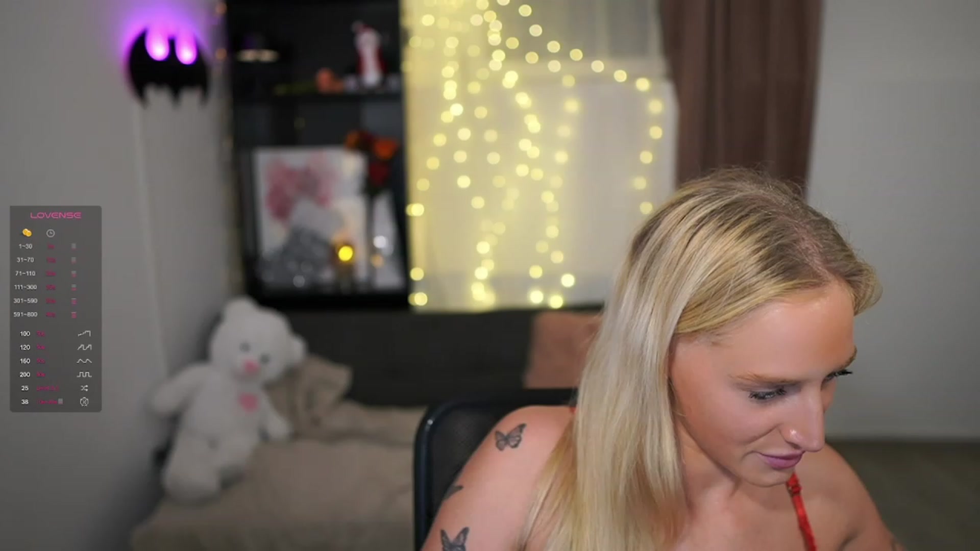 Gallery image thumbnail from NicoletteShea's myfreecams stream on, 12/07/2023, 18:51 image 13 of 20