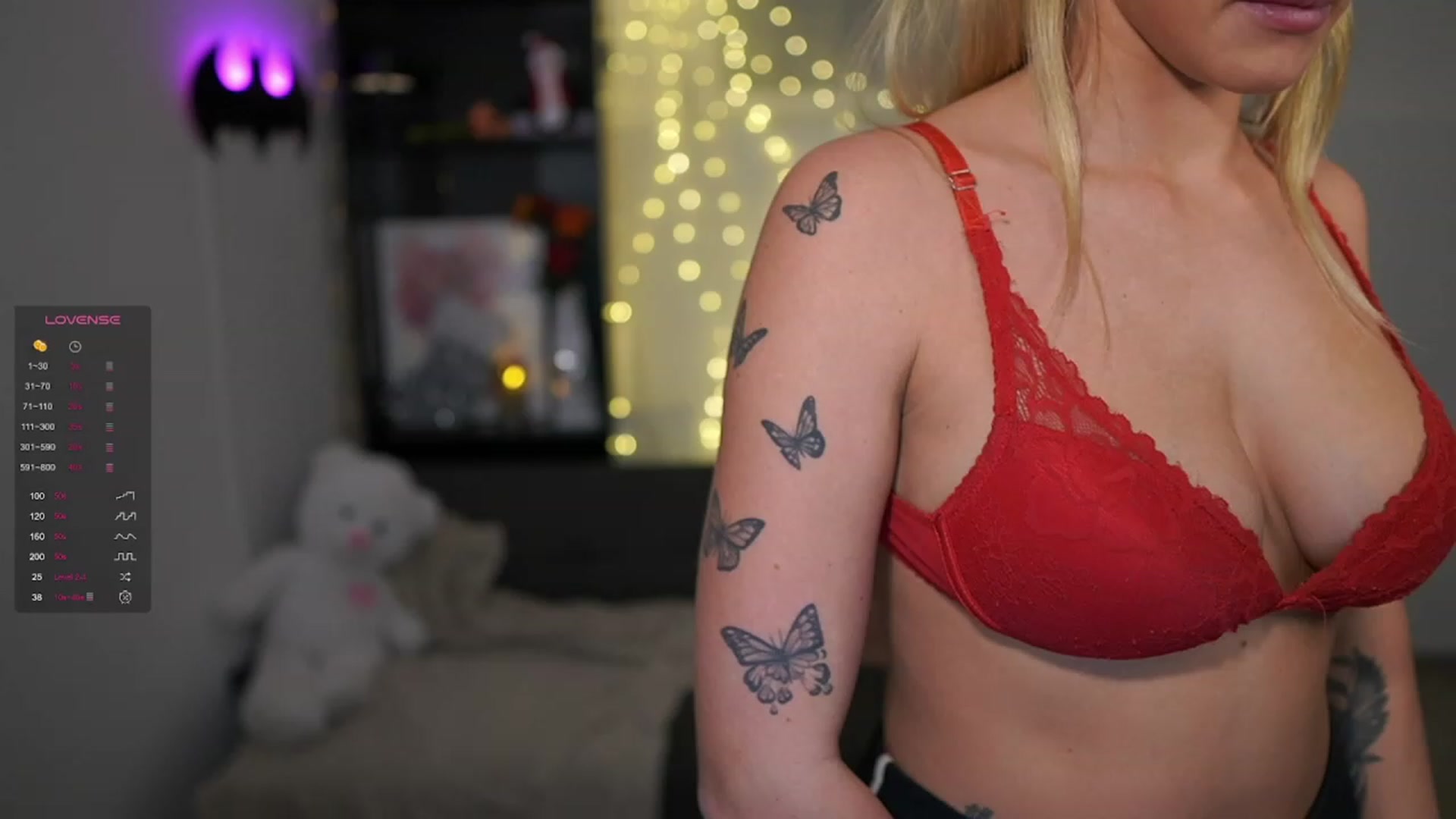 Gallery image thumbnail from NicoletteShea's myfreecams stream on, 12/07/2023, 18:51 image 6 of 20