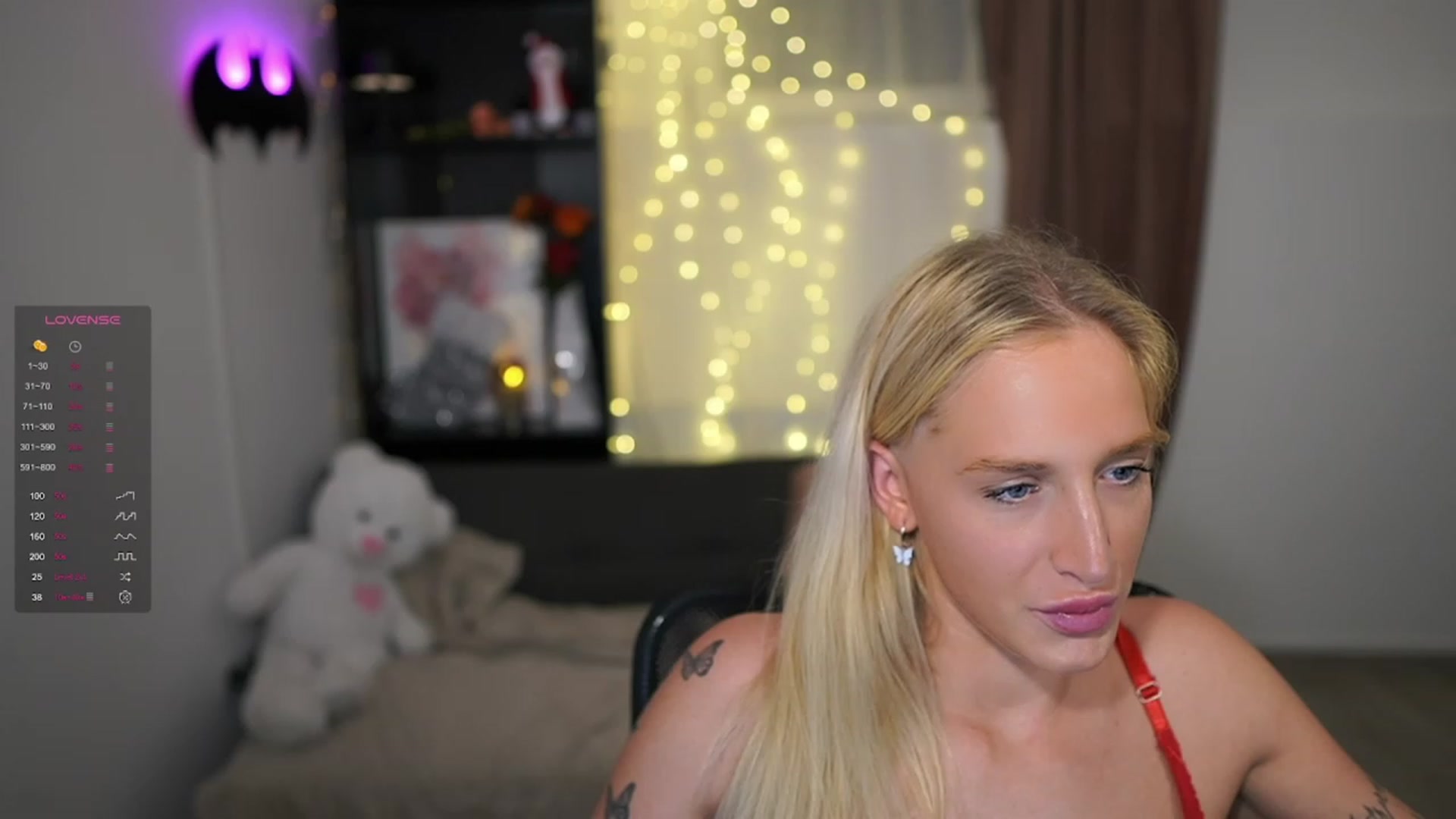 Gallery image thumbnail from NicoletteShea's myfreecams stream on, 12/07/2023, 18:51 image 12 of 20
