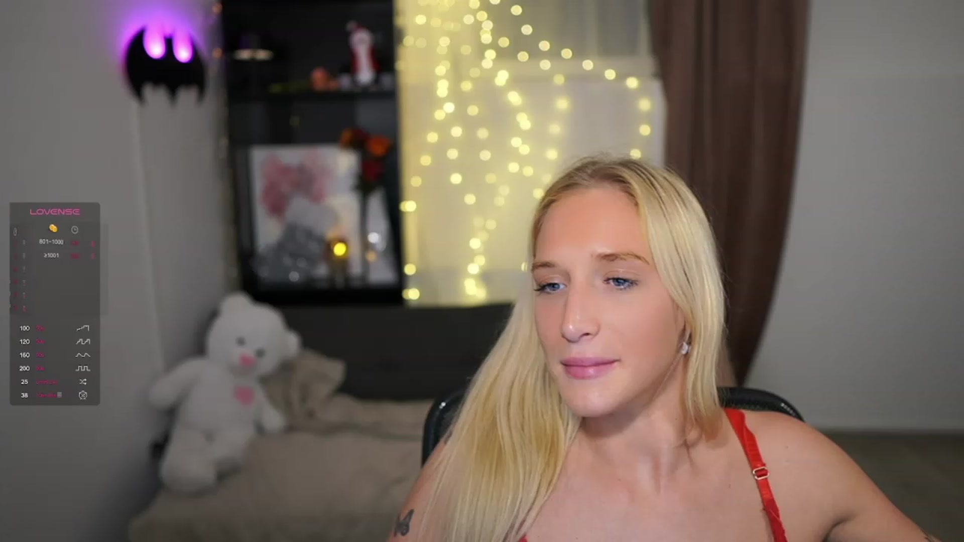 Gallery image thumbnail from NicoletteShea's myfreecams stream on, 12/07/2023, 18:51 image 15 of 20