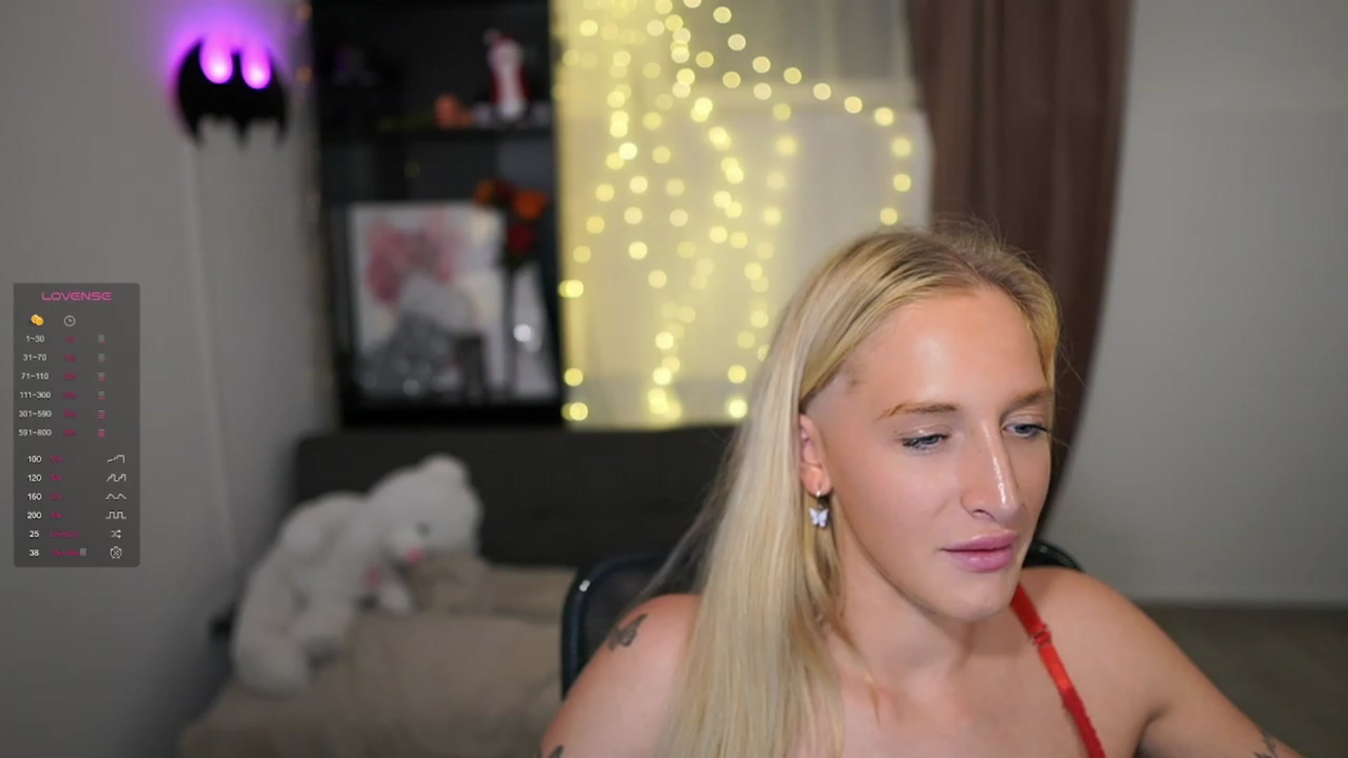 Gallery image thumbnail from NicoletteShea's myfreecams stream on, 12/07/2023, 23:01 image 15 of 20