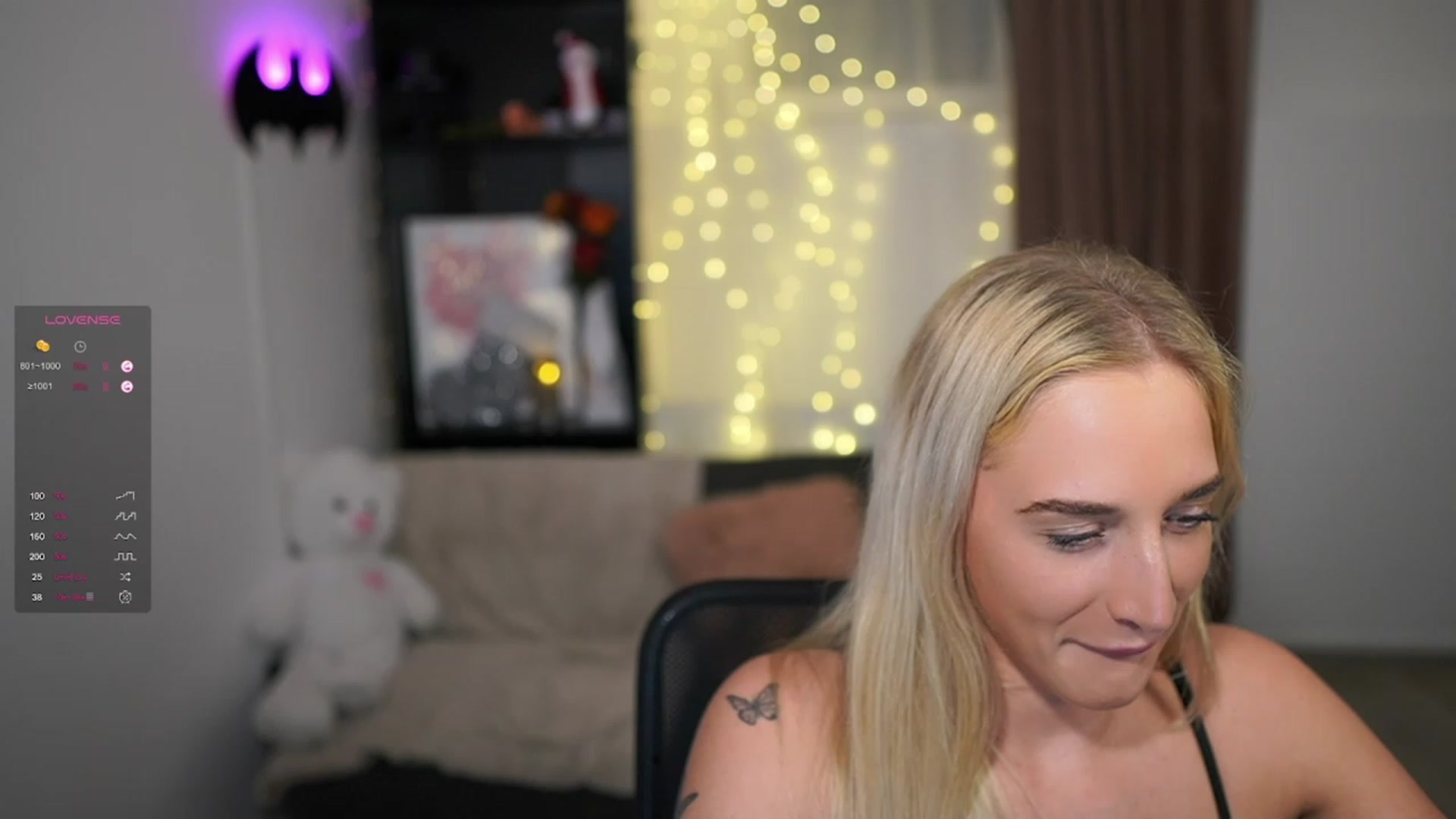 Gallery image thumbnail from NicoletteShea's myfreecams stream on, 12/14/2023, 18:22 image 11 of 20