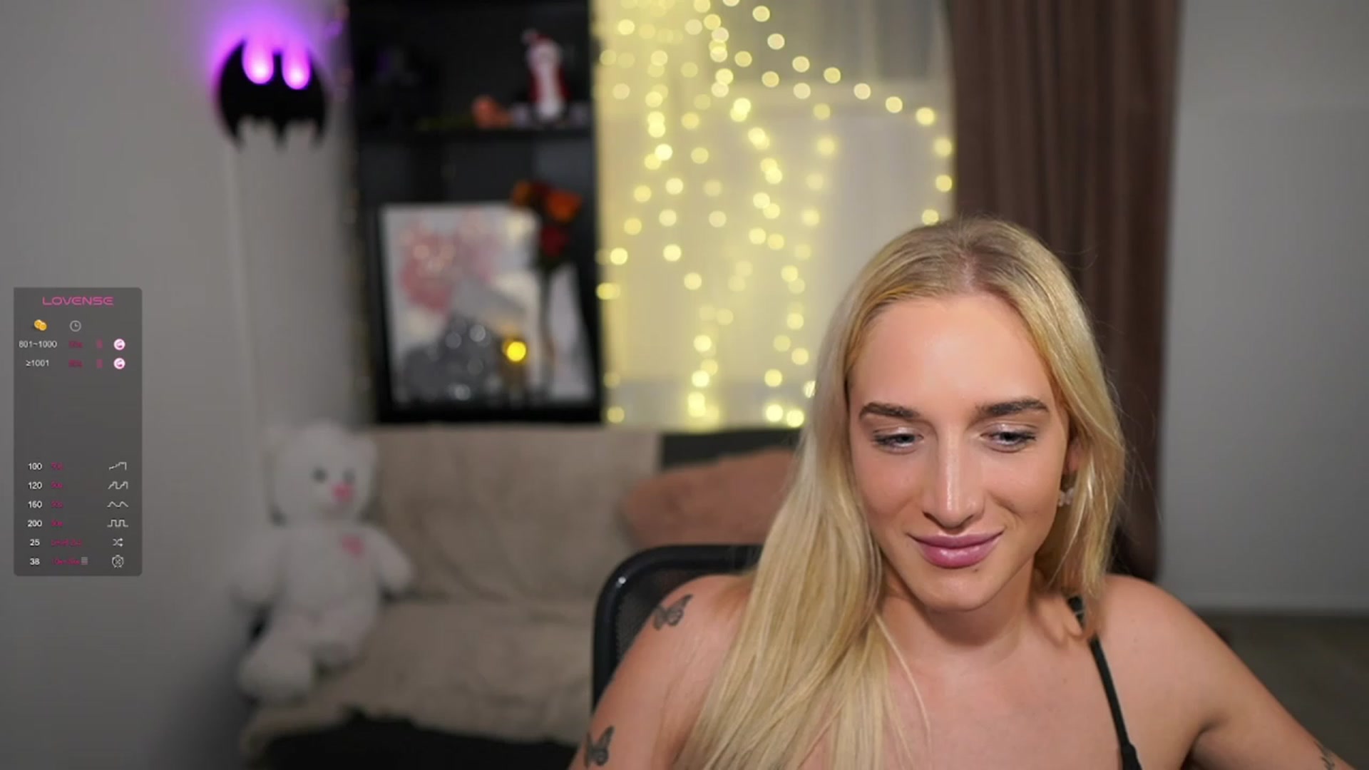 Gallery image thumbnail from NicoletteShea's myfreecams stream on, 12/14/2023, 18:22 image 10 of 20