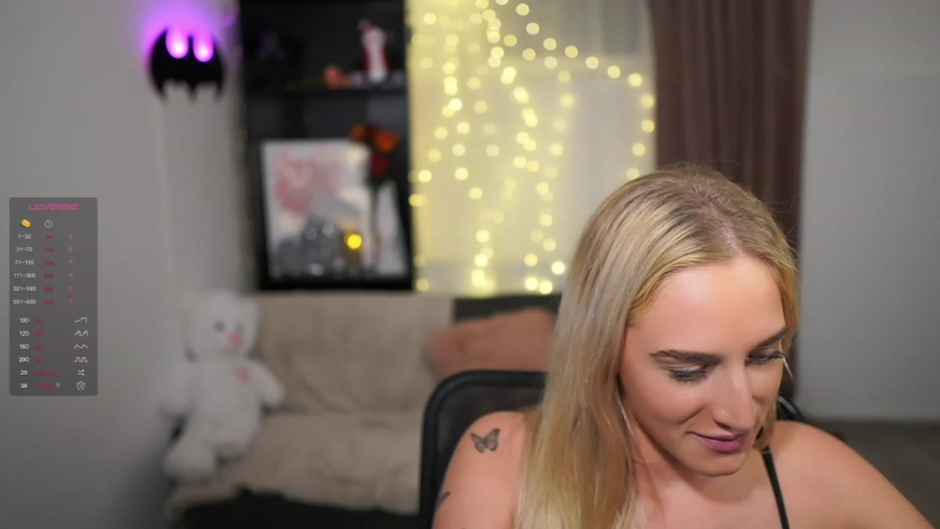 Gallery image thumbnail from NicoletteShea's myfreecams stream on, 12/14/2023, 18:22 image 13 of 20