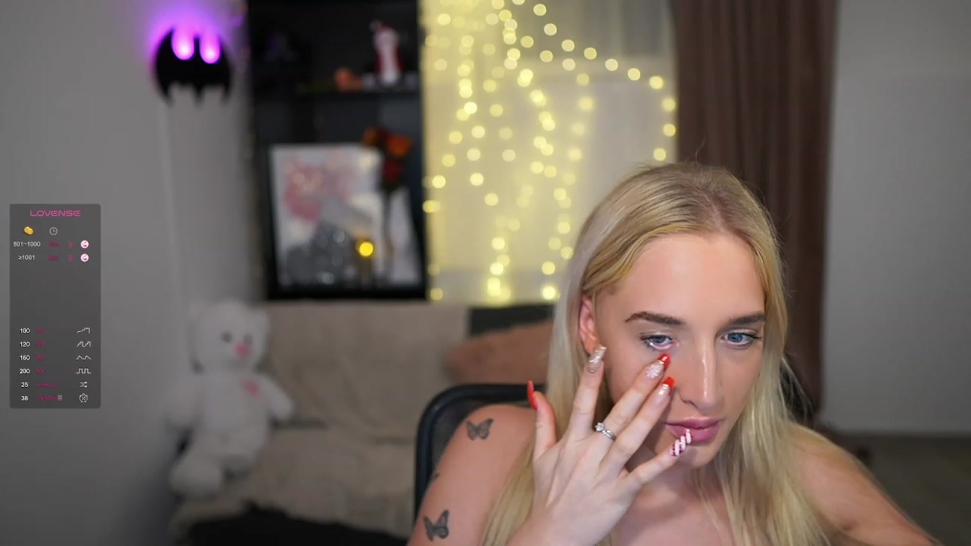 Gallery image thumbnail from NicoletteShea's myfreecams stream on, 12/14/2023, 19:10 image 5 of 20
