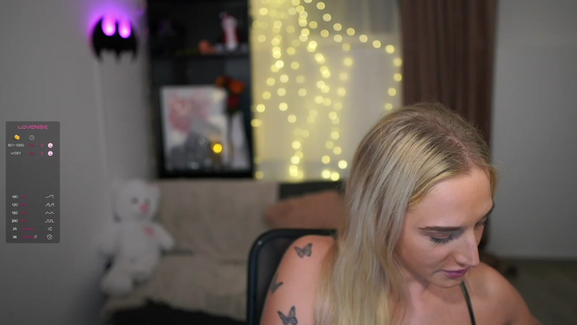 Gallery image thumbnail from NicoletteShea's myfreecams stream on, 12/14/2023, 19:10 image 4 of 20