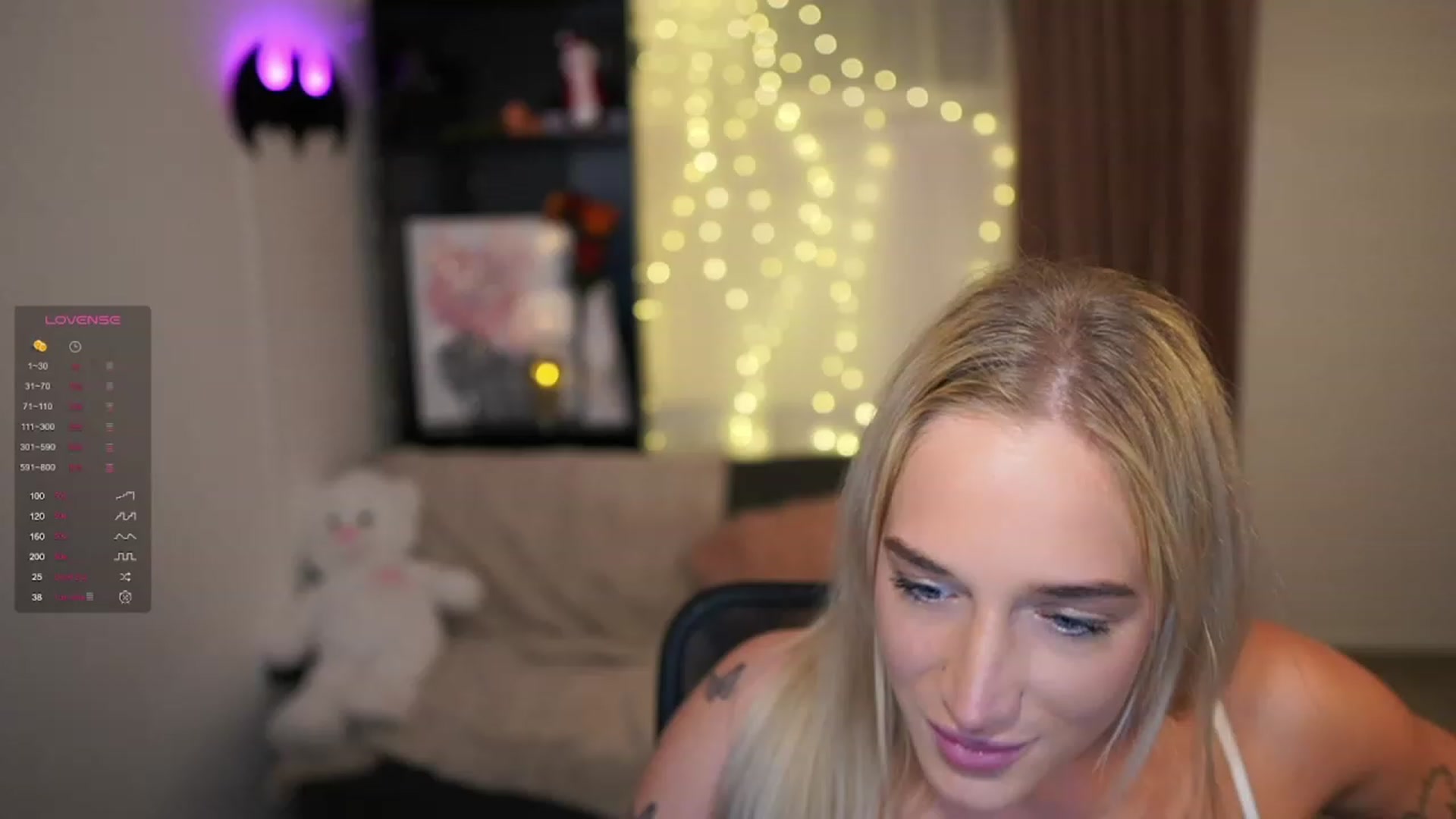 Gallery image thumbnail from NicoletteShea's myfreecams stream on, 12/15/2023, 14:43 image 13 of 20