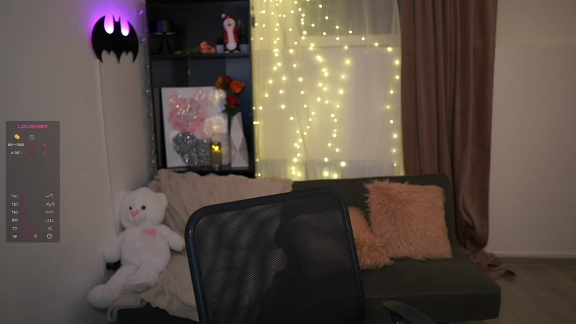 Gallery image thumbnail from NicoletteShea's myfreecams stream on, 12/15/2023, 15:50 image 2 of 20