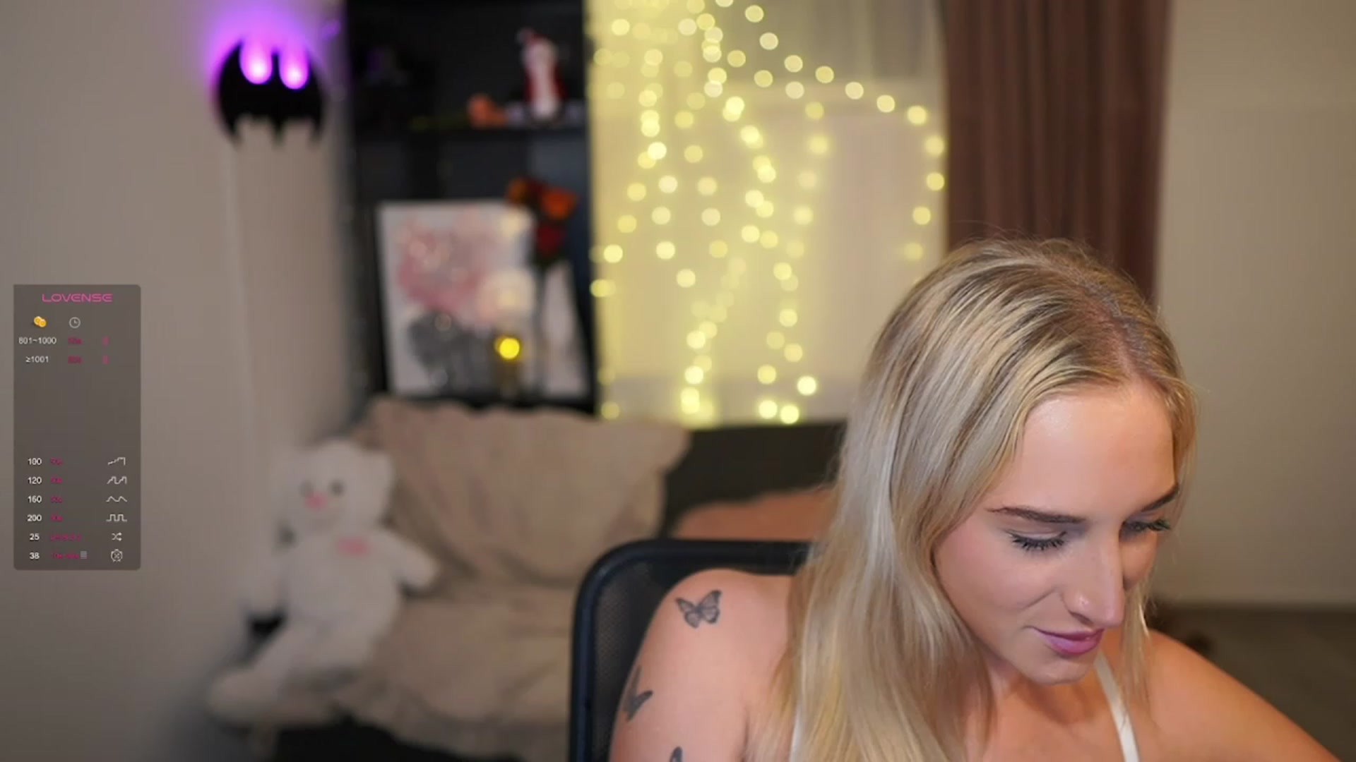 Gallery image thumbnail from NicoletteShea's myfreecams stream on, 12/15/2023, 15:50 image 12 of 20