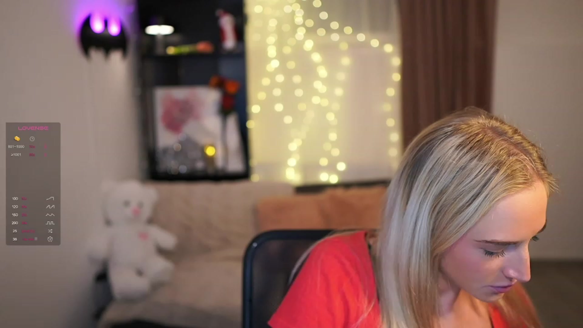 Gallery image thumbnail from NicoletteShea's myfreecams stream on, 12/18/2023, 15:06 image 13 of 20