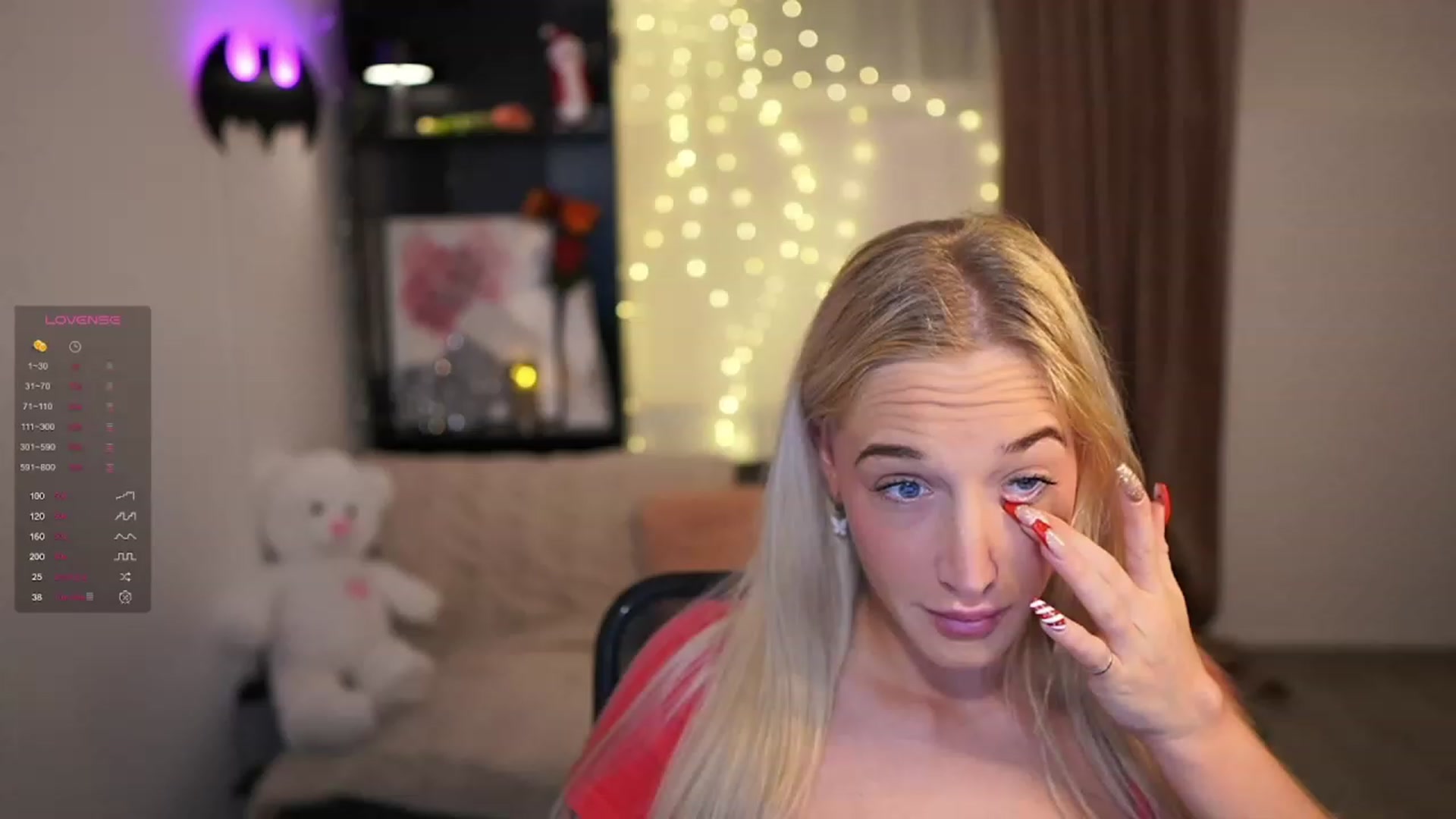 Gallery image thumbnail from NicoletteShea's myfreecams stream on, 12/18/2023, 15:06 image 4 of 20