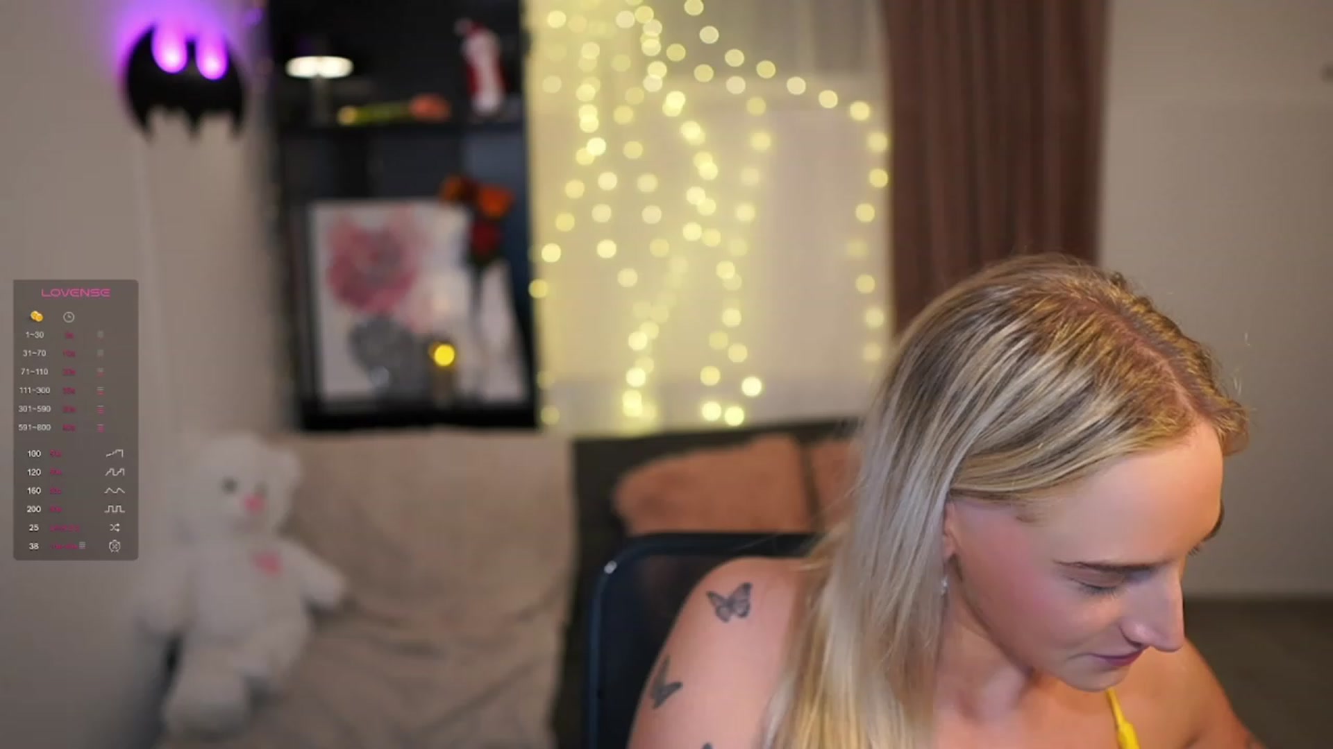 Gallery image thumbnail from NicoletteShea's myfreecams stream on, 12/19/2023, 22:40 image 5 of 20