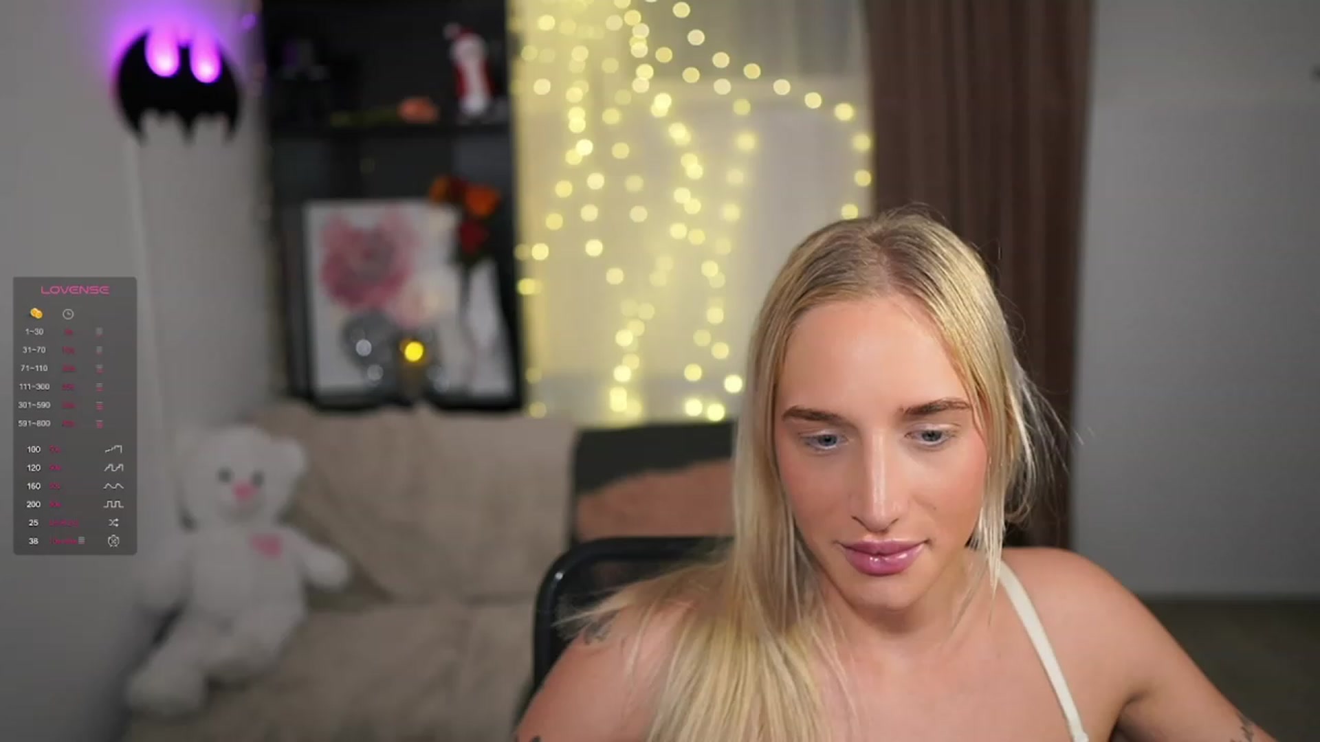 Gallery image thumbnail from NicoletteShea's myfreecams stream on, 12/20/2023, 21:05 image 7 of 20