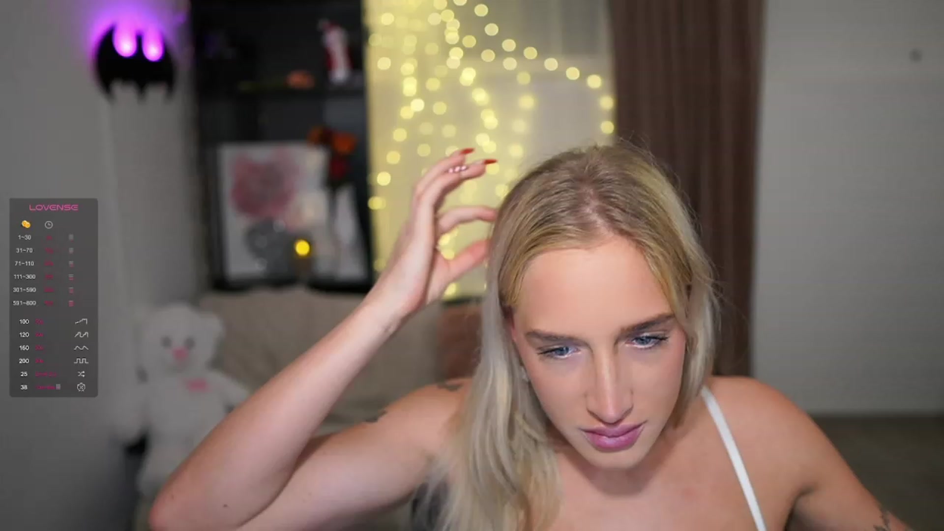 Gallery image thumbnail from NicoletteShea's myfreecams stream on, 12/23/2023, 10:26 image 11 of 20