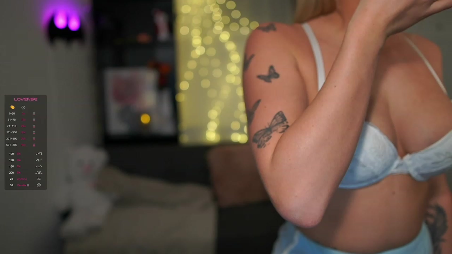Gallery image thumbnail from NicoletteShea's myfreecams stream on, 12/23/2023, 11:44 image 11 of 20