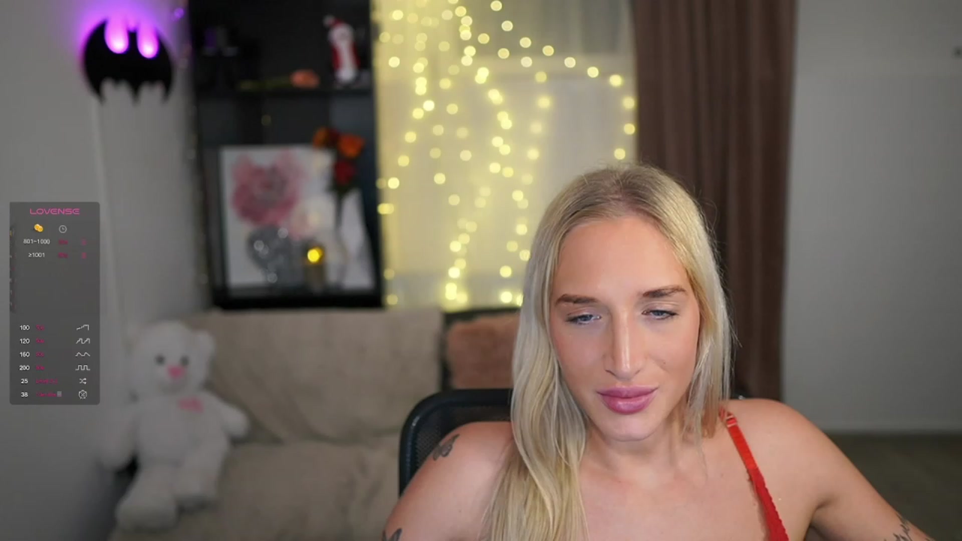 Gallery image thumbnail from NicoletteShea's myfreecams stream on, 12/27/2023, 22:12 image 19 of 20